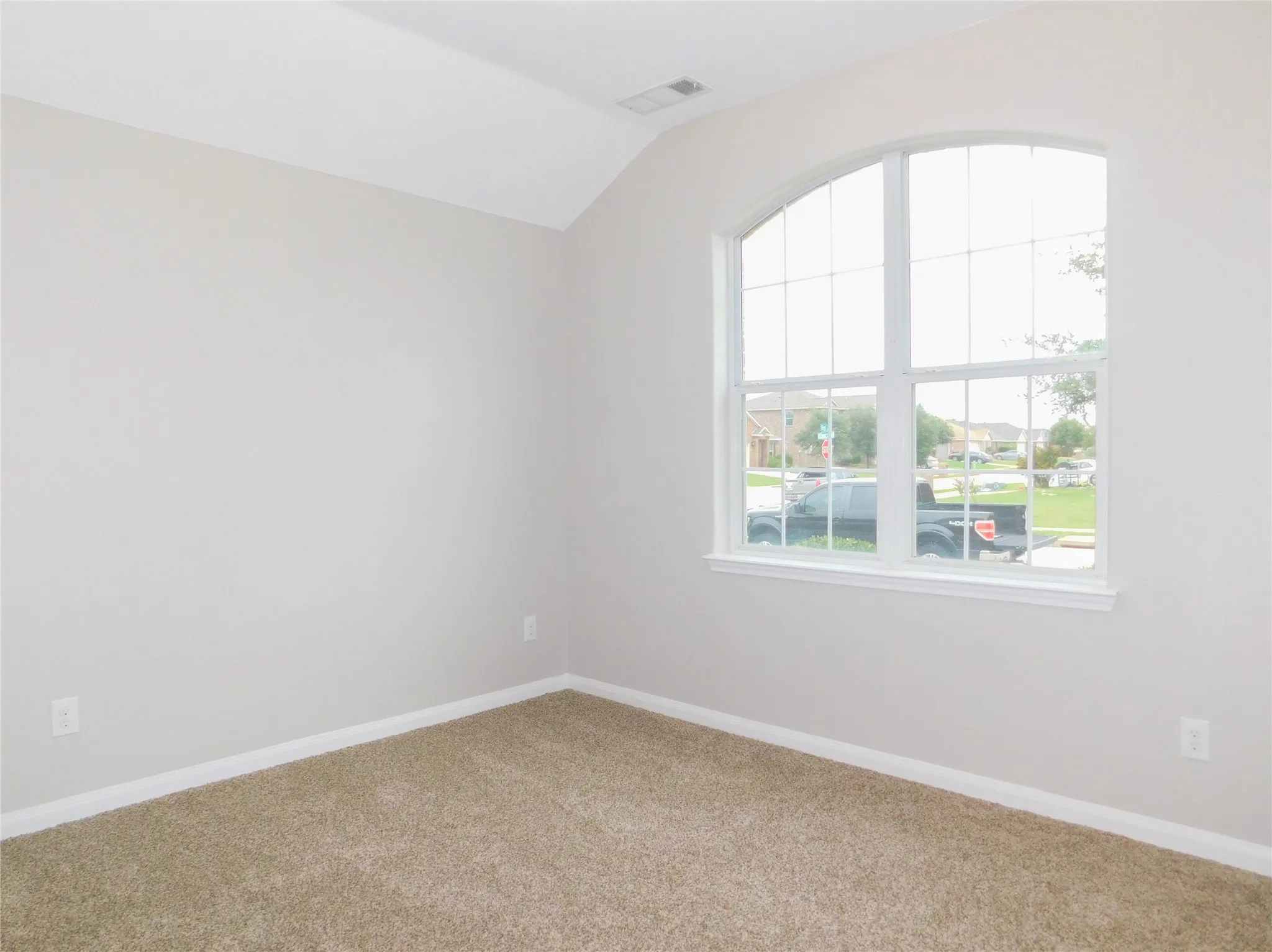 Single Family Residence For Rent in Denton County , 101 Kincaid Drive, Sanger, Texas 76266, 3 Bedroom, 2 Bathroom, 2 Garage spaces, 1,491 Sqft, built in 2012, mls#21320050, Real Estate Agent in Sanger, Homes For Rent in Denton county, Homes For Rent in Sanger, Realtor in Sanger Texas, Real Estate Brokerage Independent Realty Texas, Luminita Cordes Realtor