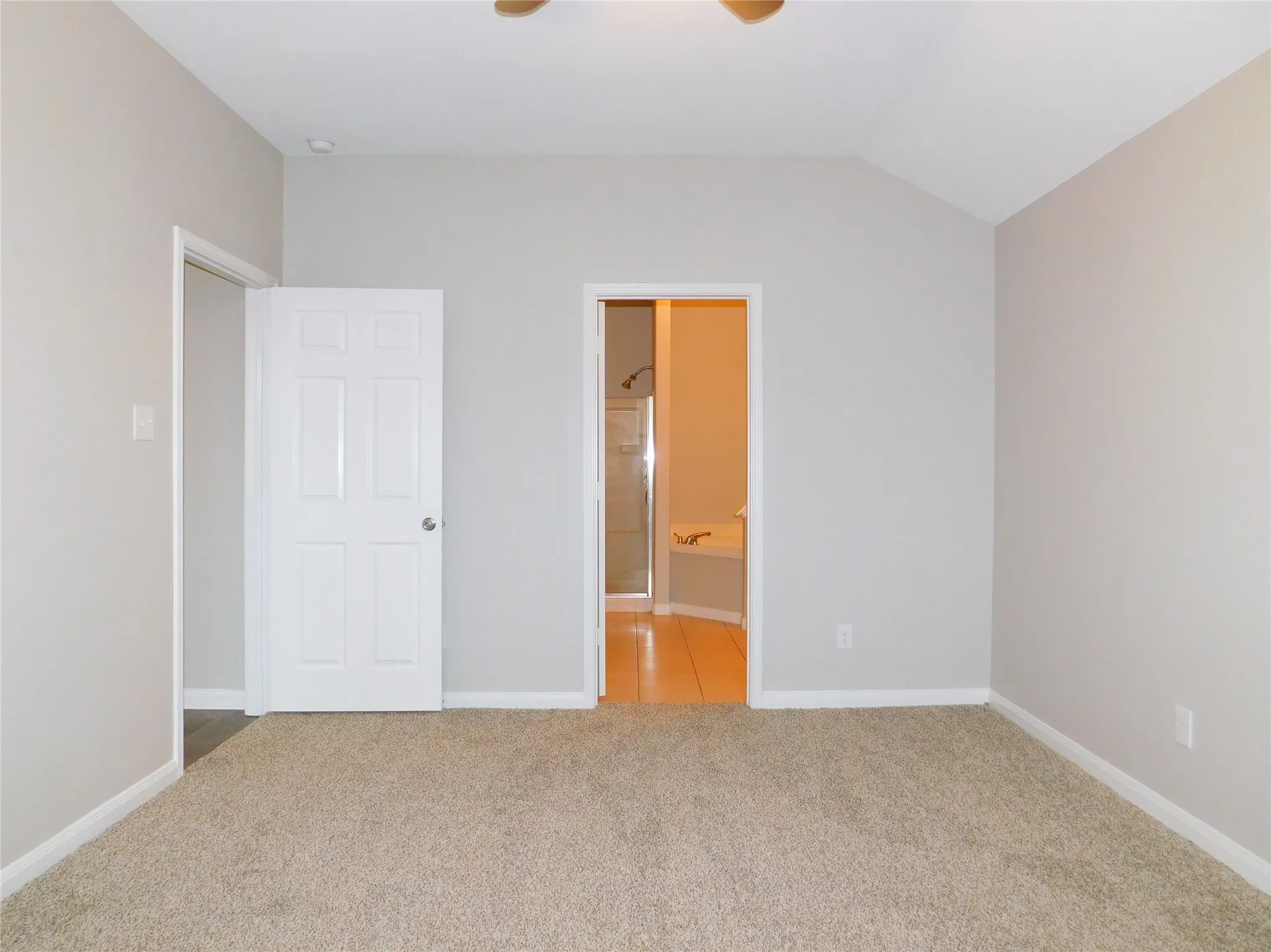 Single Family Residence For Rent in Denton County , 101 Kincaid Drive, Sanger, Texas 76266, 3 Bedroom, 2 Bathroom, 2 Garage spaces, 1,491 Sqft, built in 2012, mls#21320050, Real Estate Agent in Sanger, Homes For Rent in Denton county, Homes For Rent in Sanger, Realtor in Sanger Texas, Real Estate Brokerage Independent Realty Texas, Luminita Cordes Realtor
