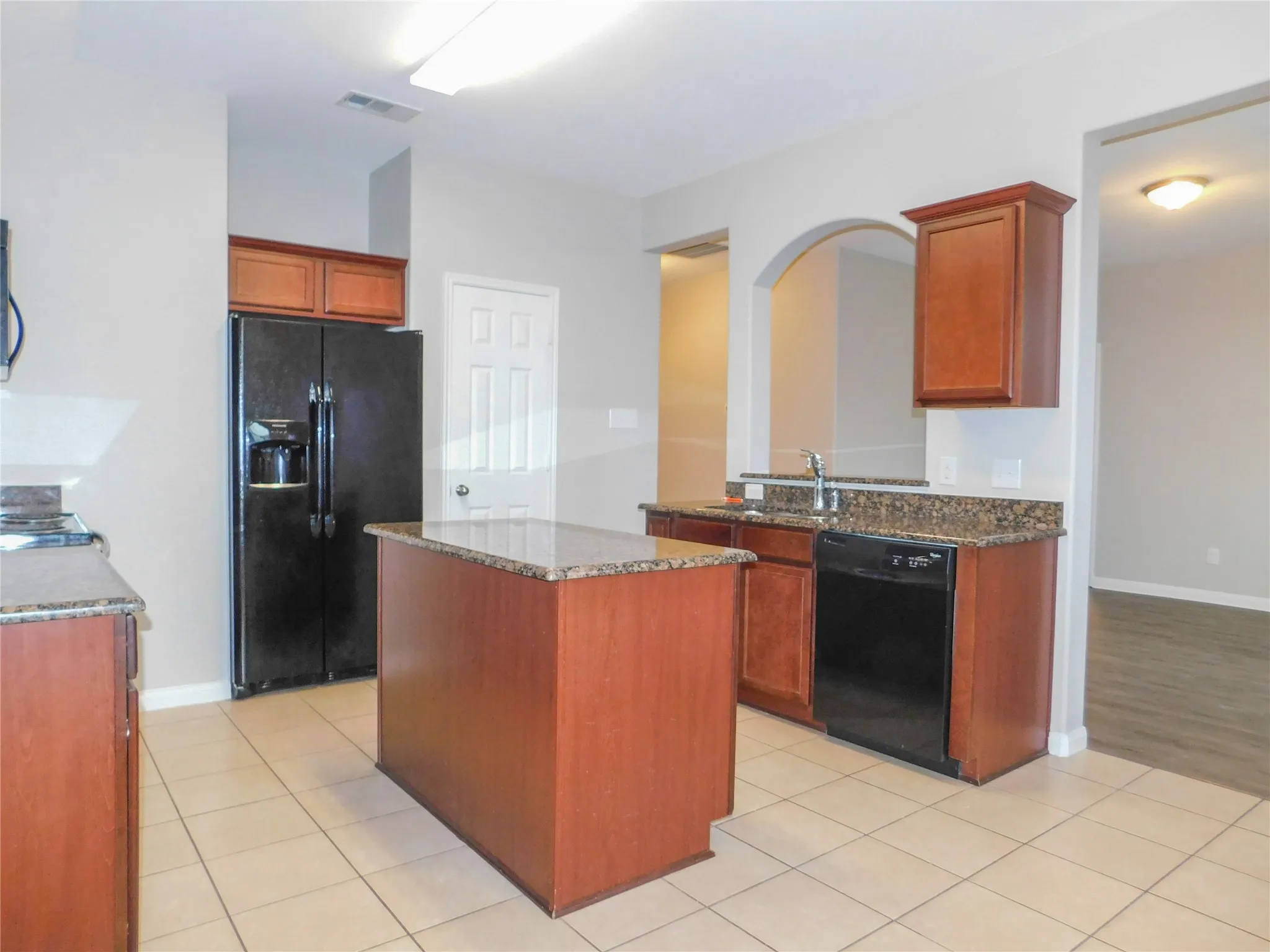 Single Family Residence For Rent in Denton County , 101 Kincaid Drive, Sanger, Texas 76266, 3 Bedroom, 2 Bathroom, 2 Garage spaces, 1,491 Sqft, built in 2012, mls#21320050, Real Estate Agent in Sanger, Homes For Rent in Denton county, Homes For Rent in Sanger, Realtor in Sanger Texas, Real Estate Brokerage Independent Realty Texas, Luminita Cordes Realtor