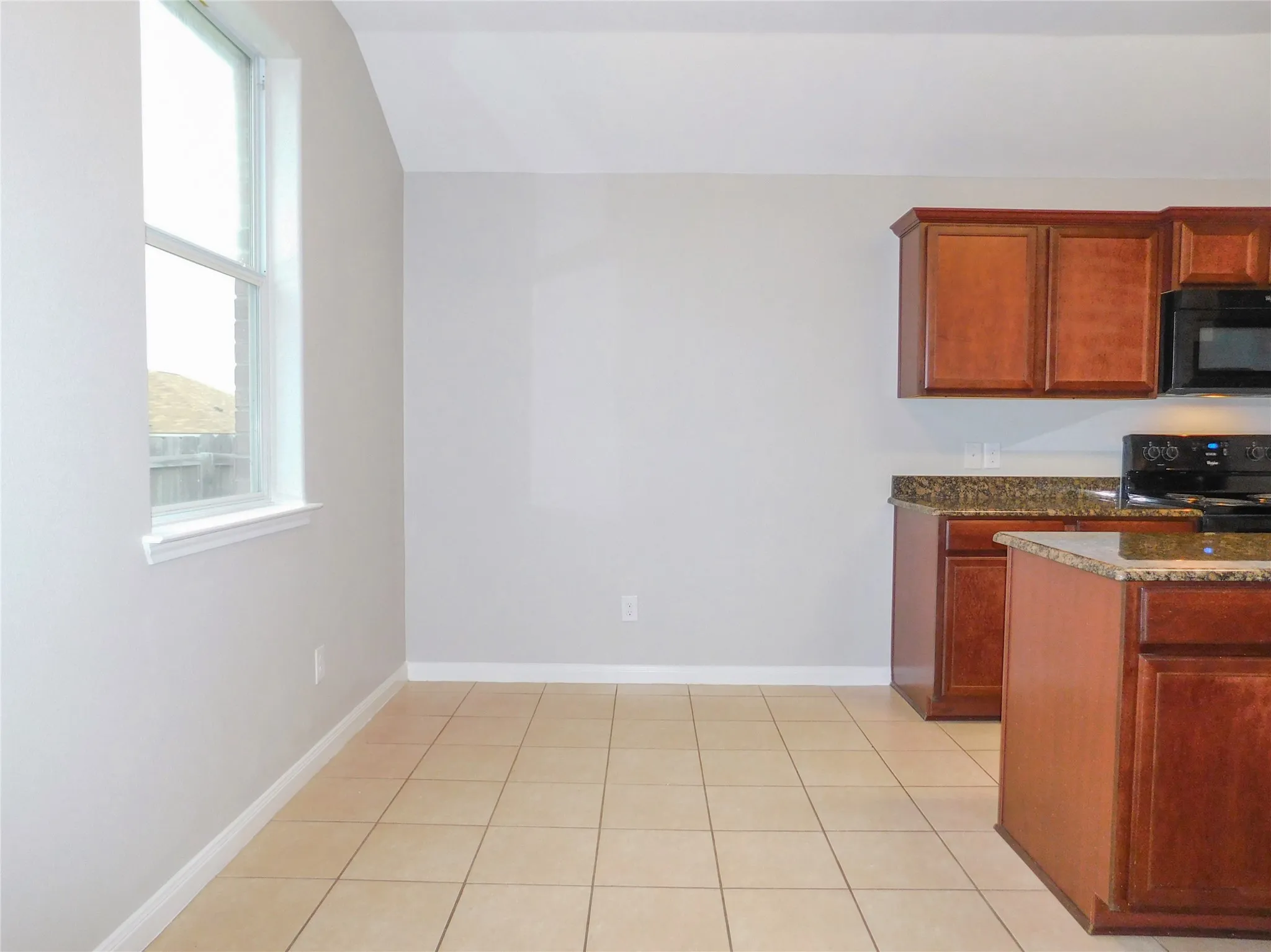 Single Family Residence For Rent in Denton County , 101 Kincaid Drive, Sanger, Texas 76266, 3 Bedroom, 2 Bathroom, 2 Garage spaces, 1,491 Sqft, built in 2012, mls#21320050, Real Estate Agent in Sanger, Homes For Rent in Denton county, Homes For Rent in Sanger, Realtor in Sanger Texas, Real Estate Brokerage Independent Realty Texas, Luminita Cordes Realtor