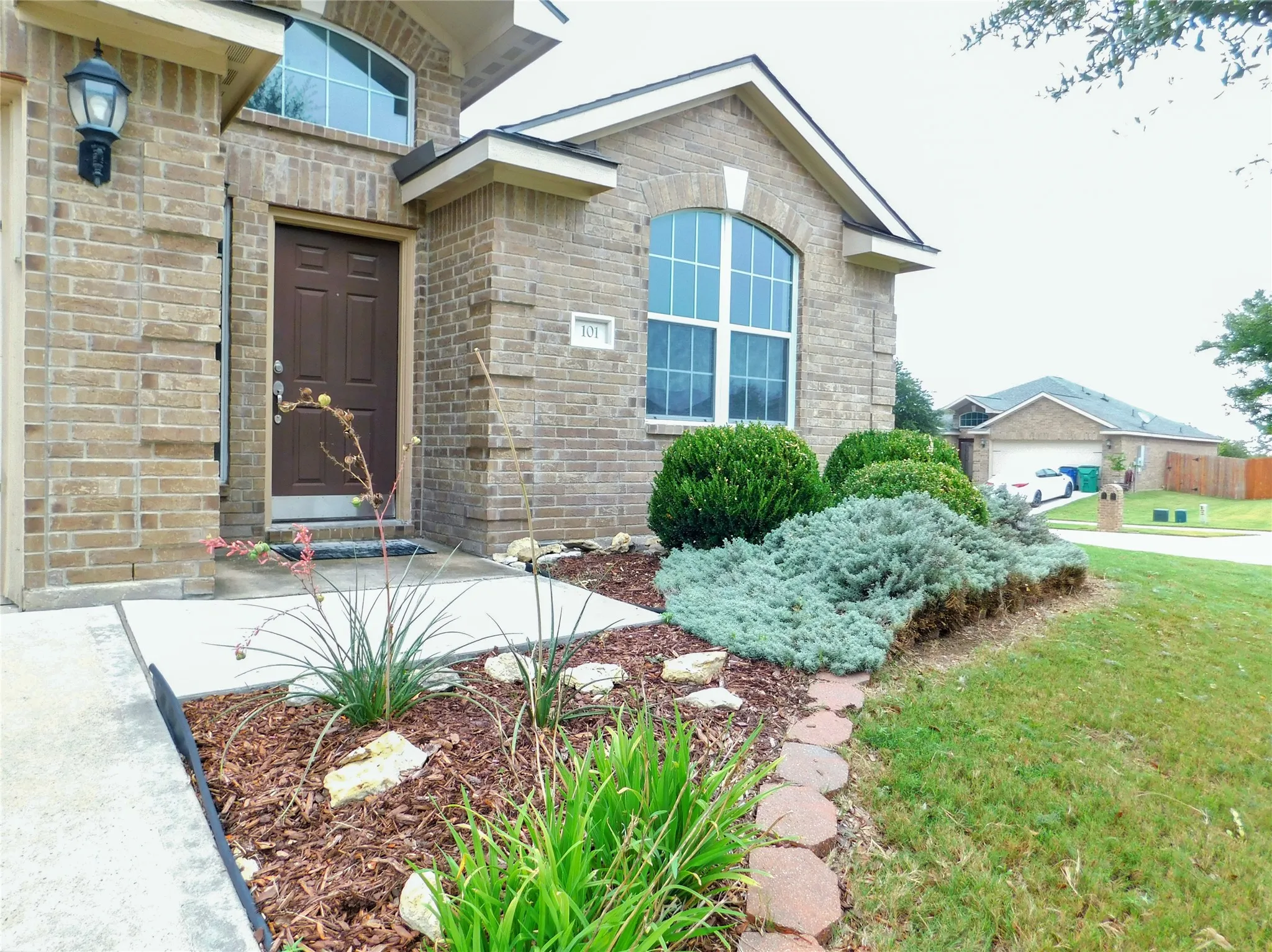 Single Family Residence For Rent in Denton County , 101 Kincaid Drive, Sanger, Texas 76266, 3 Bedroom, 2 Bathroom, 2 Garage spaces, 1,491 Sqft, built in 2012, mls#21320050, Real Estate Agent in Sanger, Homes For Rent in Denton county, Homes For Rent in Sanger, Realtor in Sanger Texas, Real Estate Brokerage Independent Realty Texas, Luminita Cordes Realtor
