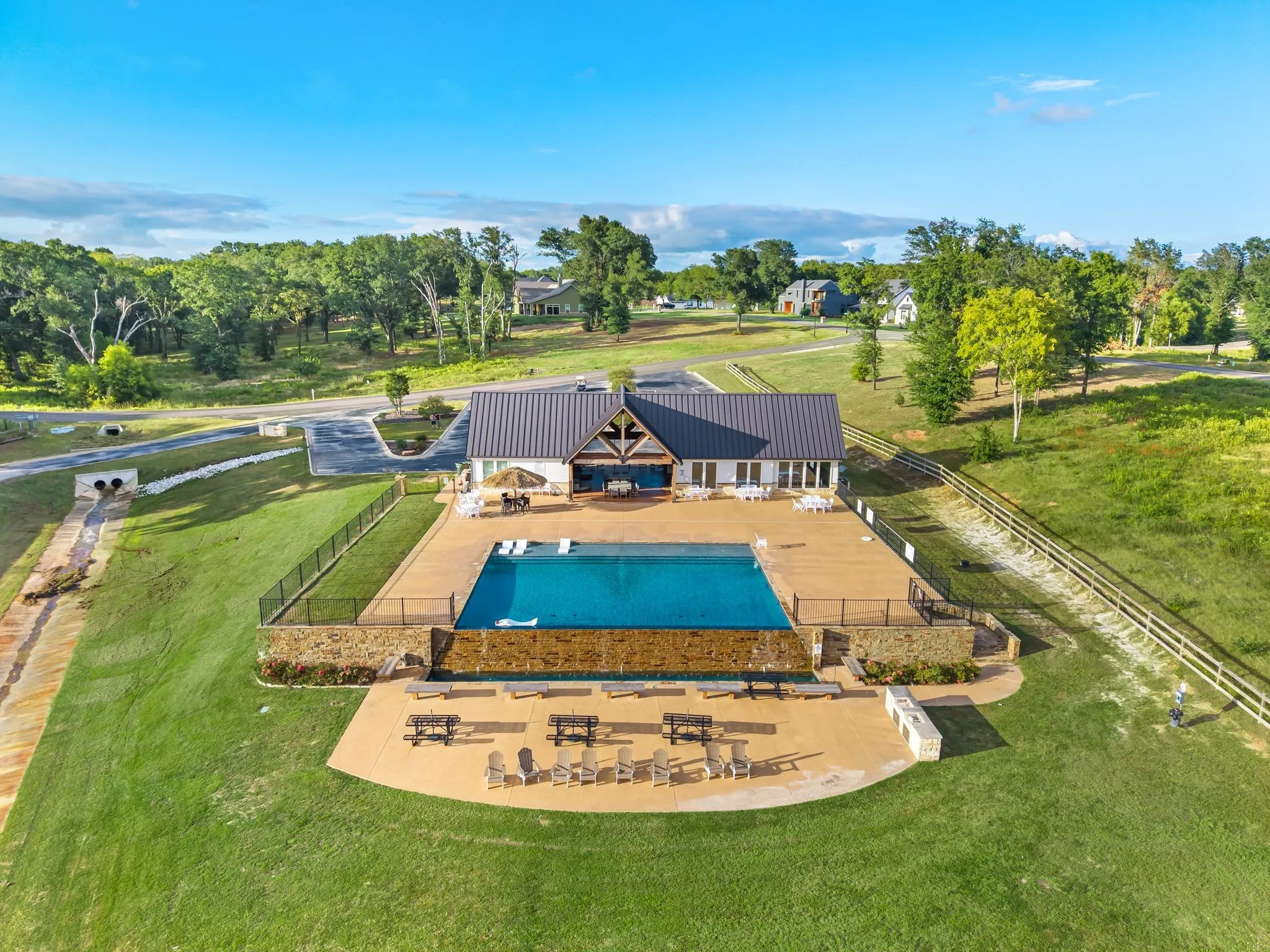 Community Club House and Pool