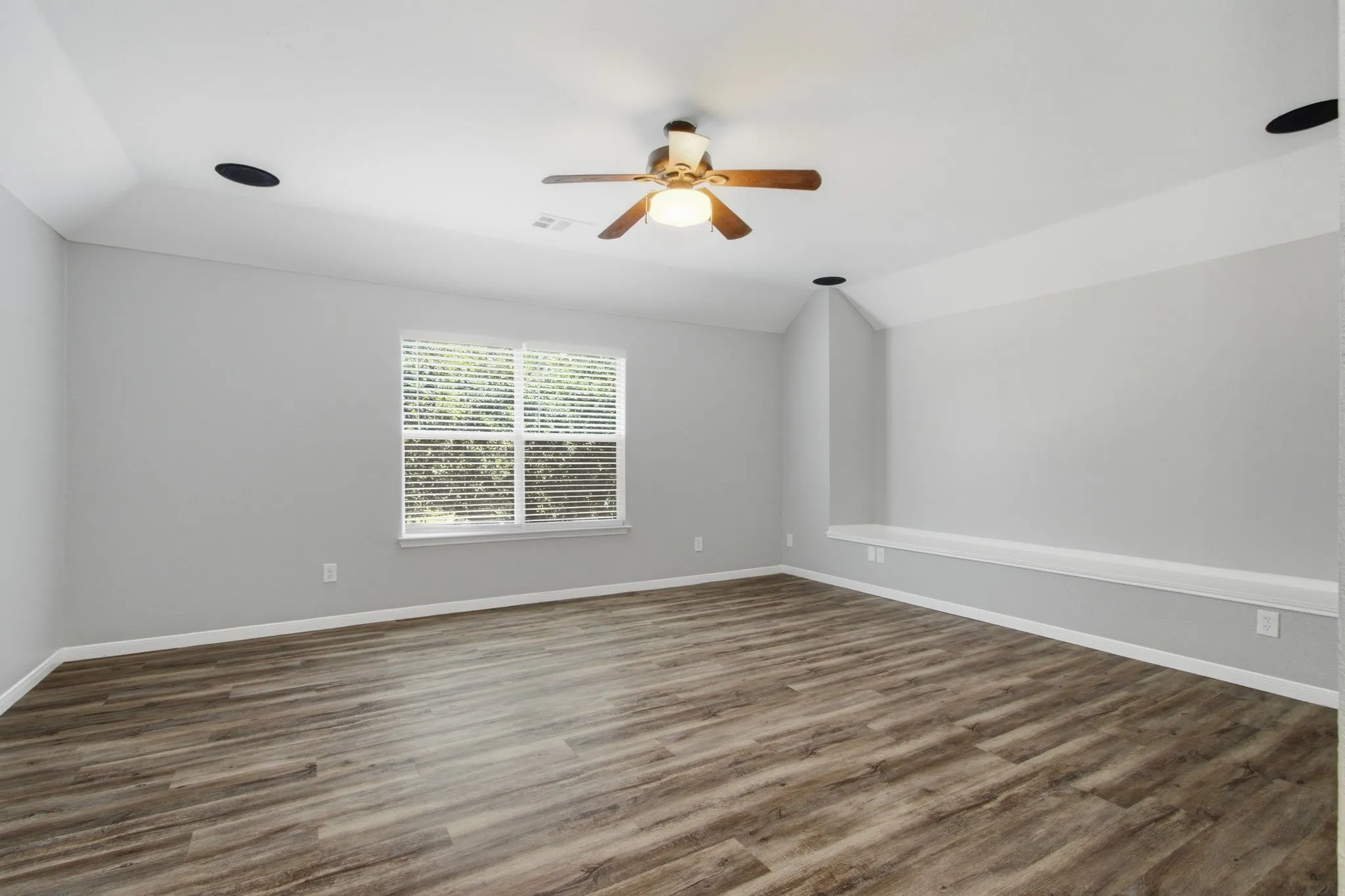 Single Family Residence For Rent in Denton County , 6208 Stewart Boulevard, The Colony, Texas 75056, 4 Bedroom, 3 Bathroom, 2 Garage spaces, 2,991 Sqft, built in 1999, mls#21322781, Real Estate Agent in The Colony, Homes For Rent in Denton county, Homes For Rent in The Colony, Realtor in The Colony Texas, Real Estate Brokerage Independent Realty Texas, Luminita Cordes Realtor