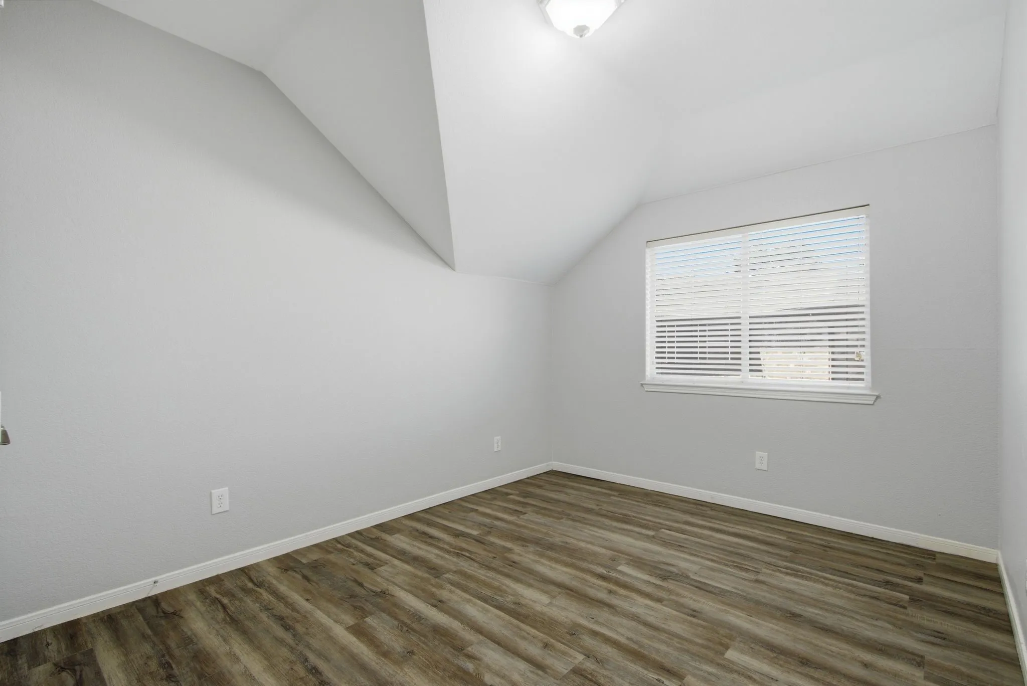 Single Family Residence For Rent in Denton County , 6208 Stewart Boulevard, The Colony, Texas 75056, 4 Bedroom, 3 Bathroom, 2 Garage spaces, 2,991 Sqft, built in 1999, mls#21322781, Real Estate Agent in The Colony, Homes For Rent in Denton county, Homes For Rent in The Colony, Realtor in The Colony Texas, Real Estate Brokerage Independent Realty Texas, Luminita Cordes Realtor