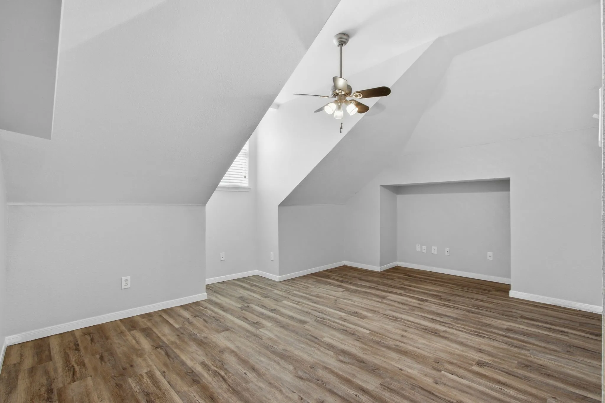 Single Family Residence For Rent in Denton County , 6208 Stewart Boulevard, The Colony, Texas 75056, 4 Bedroom, 3 Bathroom, 2 Garage spaces, 2,991 Sqft, built in 1999, mls#21322781, Real Estate Agent in The Colony, Homes For Rent in Denton county, Homes For Rent in The Colony, Realtor in The Colony Texas, Real Estate Brokerage Independent Realty Texas, Luminita Cordes Realtor