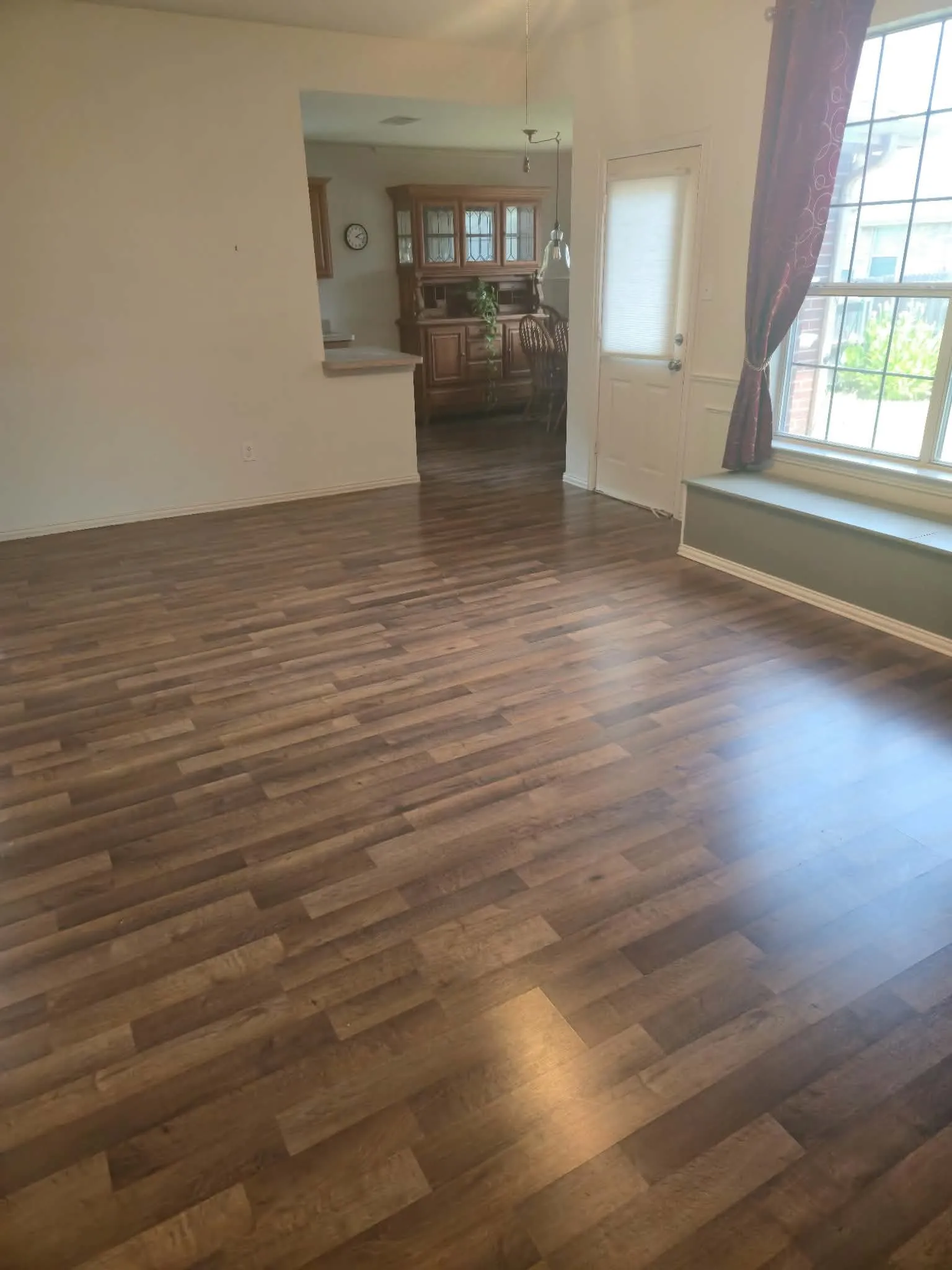 Single Family Residence For Sale in Tarrant County , 2009 Wahoo Drive, Mansfield, Texas 76063, 3 Bedroom, 2 Bathroom, 2 Garage spaces, 1,407 Sqft, built in 2003, mls#21322254, Real Estate Agent in Mansfield, Homes For Sale in Tarrant county, Homes For Sale in Mansfield, Realtor in Mansfield Texas, Real Estate Brokerage Independent Realty Texas, Luminita Cordes Realtor