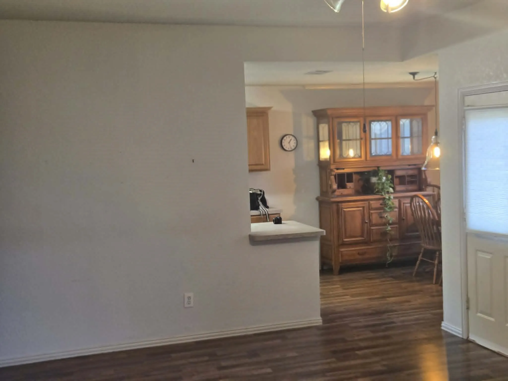 Single Family Residence For Sale in Tarrant County , 2009 Wahoo Drive, Mansfield, Texas 76063, 3 Bedroom, 2 Bathroom, 2 Garage spaces, 1,407 Sqft, built in 2003, mls#21322254, Real Estate Agent in Mansfield, Homes For Sale in Tarrant county, Homes For Sale in Mansfield, Realtor in Mansfield Texas, Real Estate Brokerage Independent Realty Texas, Luminita Cordes Realtor