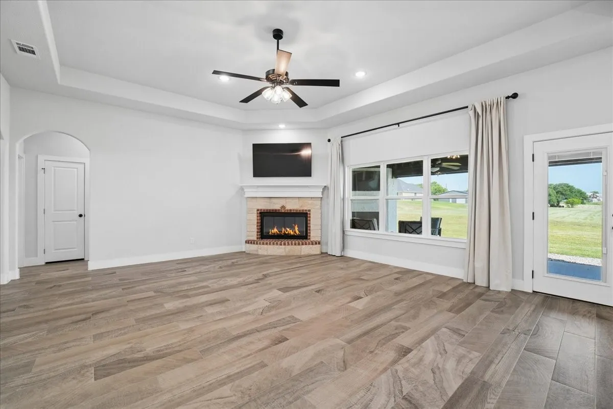 Single Family Residence For Sale in Parker County , 1005 Paradise Parkway, Poolville, Texas 76487, 3 Bedrooms, 2 Bathrooms, 2 Garage spaces, 2,066 Sqft, built in 2022, Price $460,000, mls#21318254, Real Estate Agent in Poolville, Homes For Sale in Parker county, Homes For Sale in Poolville, Realtor in Poolville Texas, Real Estate Brokerage Independent Realty Texas, Luminita Cordes Realtor