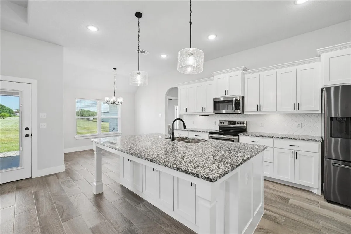 Single Family Residence For Sale in Parker County , 1005 Paradise Parkway, Poolville, Texas 76487, 3 Bedrooms, 2 Bathrooms, 2 Garage spaces, 2,066 Sqft, built in 2022, Price $460,000, mls#21318254, Real Estate Agent in Poolville, Homes For Sale in Parker county, Homes For Sale in Poolville, Realtor in Poolville Texas, Real Estate Brokerage Independent Realty Texas, Luminita Cordes Realtor