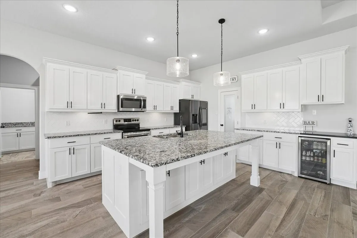 Single Family Residence For Sale in Parker County , 1005 Paradise Parkway, Poolville, Texas 76487, 3 Bedrooms, 2 Bathrooms, 2 Garage spaces, 2,066 Sqft, built in 2022, Price $460,000, mls#21318254, Real Estate Agent in Poolville, Homes For Sale in Parker county, Homes For Sale in Poolville, Realtor in Poolville Texas, Real Estate Brokerage Independent Realty Texas, Luminita Cordes Realtor