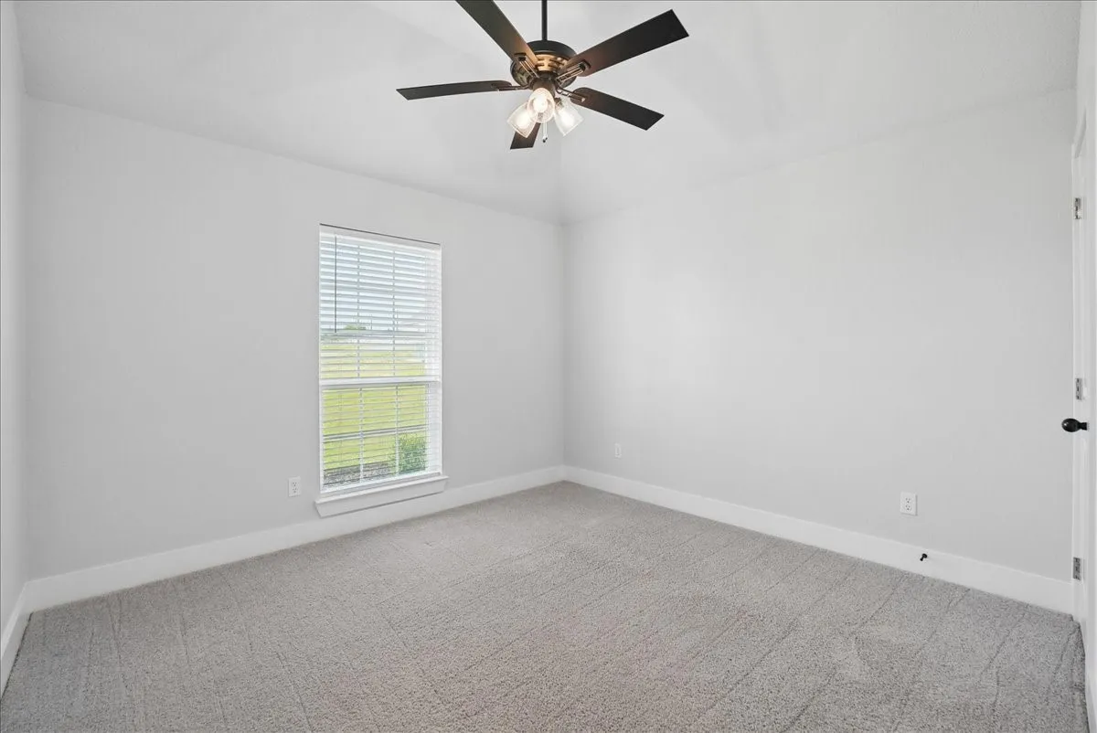 Single Family Residence For Sale in Parker County , 1005 Paradise Parkway, Poolville, Texas 76487, 3 Bedrooms, 2 Bathrooms, 2 Garage spaces, 2,066 Sqft, built in 2022, Price $460,000, mls#21318254, Real Estate Agent in Poolville, Homes For Sale in Parker county, Homes For Sale in Poolville, Realtor in Poolville Texas, Real Estate Brokerage Independent Realty Texas, Luminita Cordes Realtor