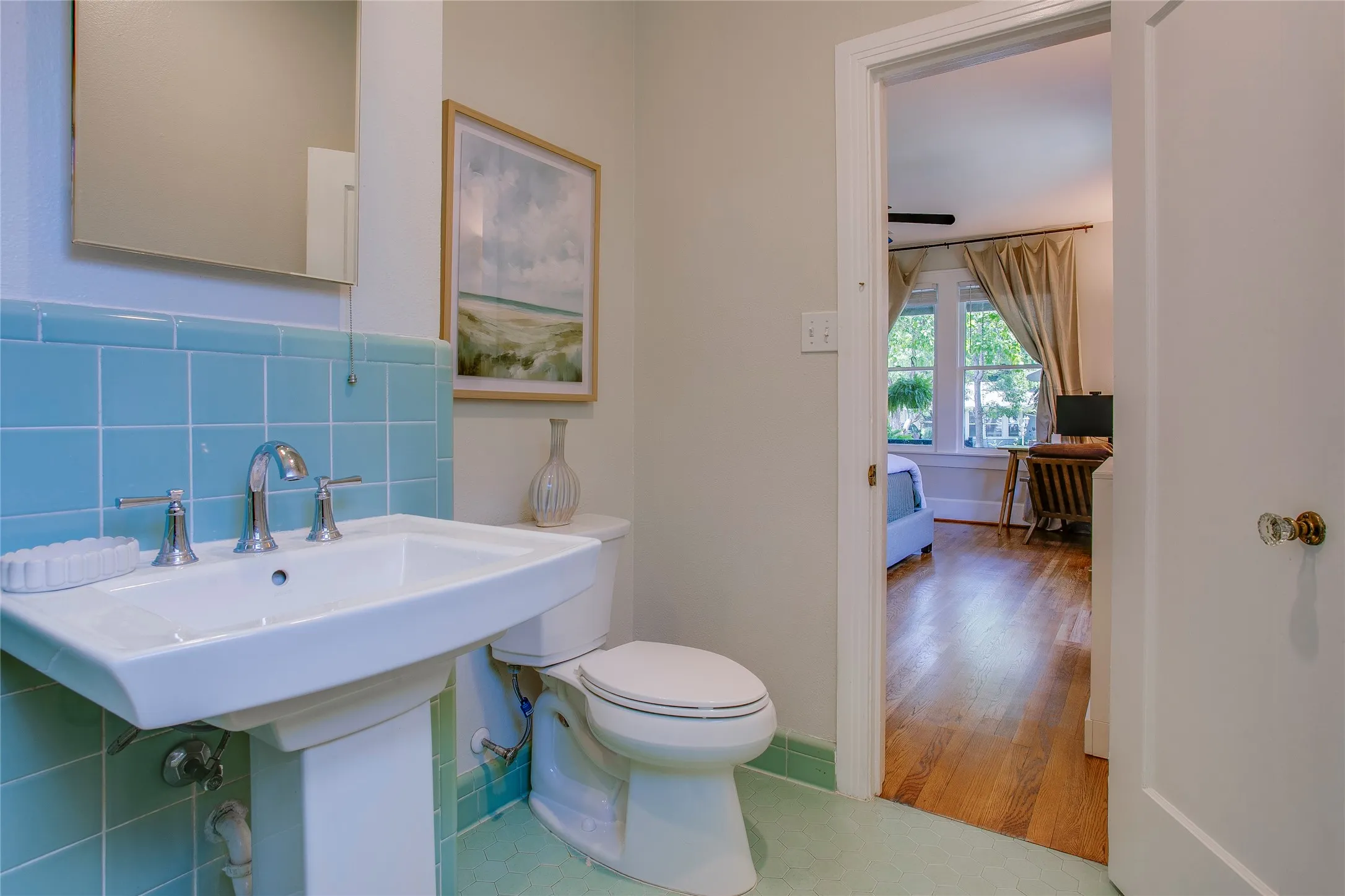 Single Family Residence For Sale in Dallas County , 623 N Montclair Avenue, Dallas, Texas 75208, 3 Bedroom, 2 Bathroom, 1 Garage spaces, 1,811 Sqft, built in 1922, mls#21321701, Real Estate Agent in Dallas, Homes For Sale in Dallas county, Homes For Sale in Dallas, Realtor in Dallas Texas, Real Estate Brokerage Independent Realty Texas, Luminita Cordes Realtor