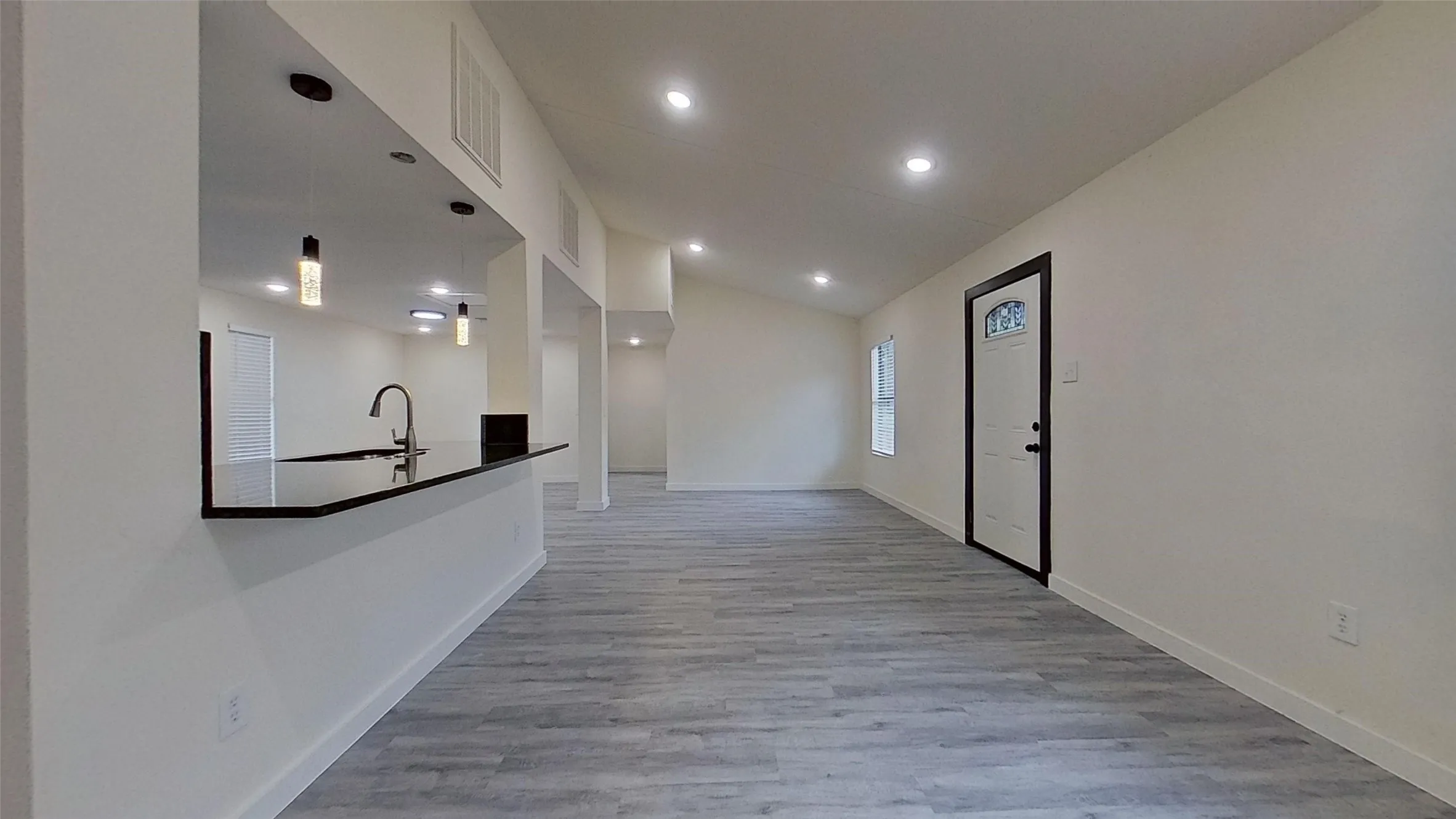 Manufactured Home For Rent in Parker County , 1404 Arvel Circle, Reno, Texas 76020, 4 Bedroom, 2 Bathroom, Garage spaces, 1,536 Sqft, built in 2016, mls#21322758, Real Estate Agent in Reno, Homes For Rent in Parker county, Homes For Rent in Reno, Realtor in Reno Texas, Real Estate Brokerage Independent Realty Texas, Luminita Cordes Realtor