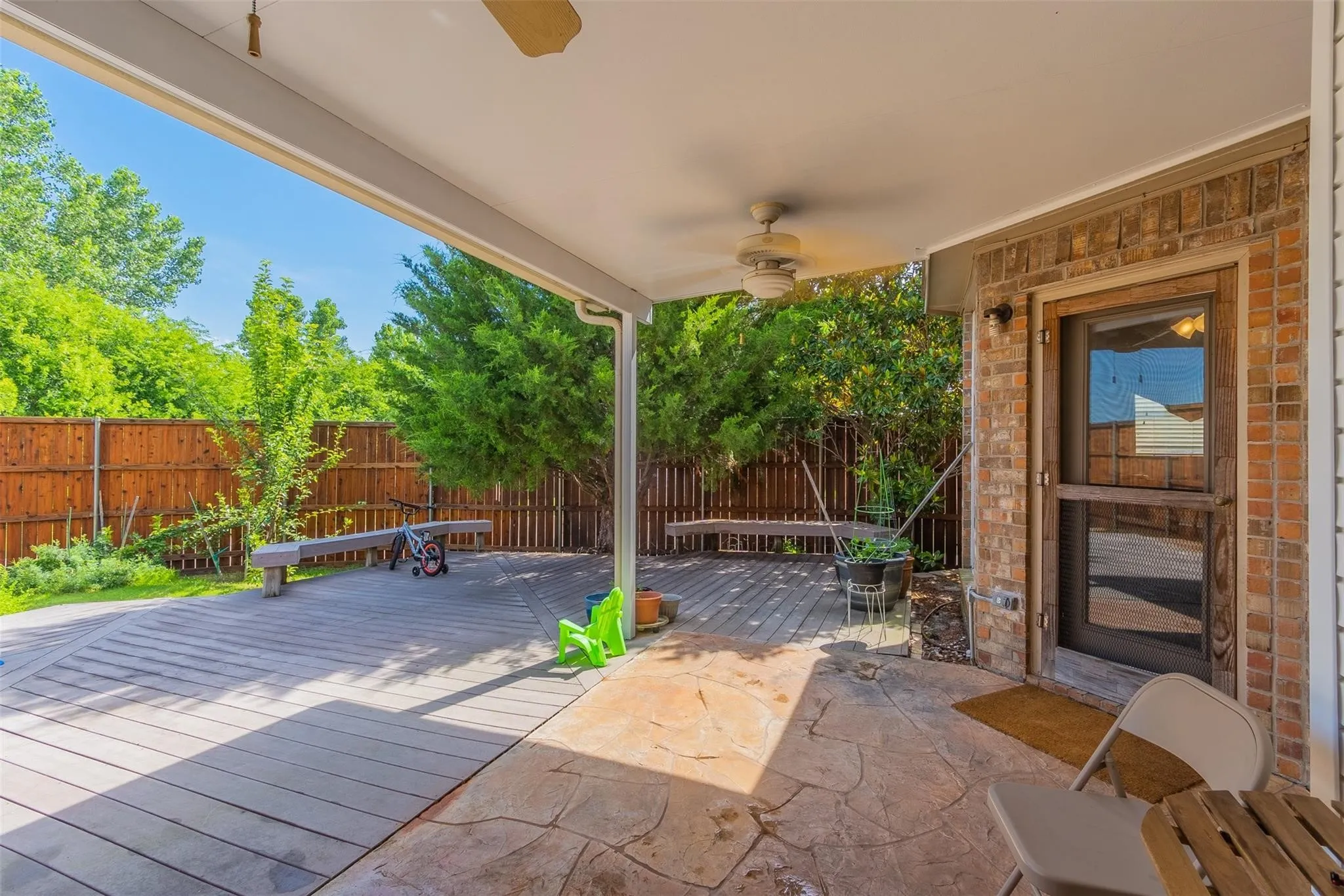 Single Family Residence For Rent in Dallas County , 3234 Creek Meadow Lane, Garland, Texas 75040, 4 Bedroom, 3 Bathroom, 2 Garage spaces, 2,783 Sqft, built in 1997, mls#21322626, Real Estate Agent in Garland, Homes For Rent in Dallas county, Homes For Rent in Garland, Realtor in Garland Texas, Real Estate Brokerage Independent Realty Texas, Luminita Cordes Realtor