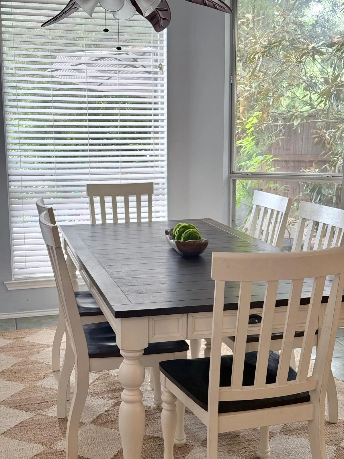 Single Family Residence For Rent in Dallas County , 3234 Creek Meadow Lane, Garland, Texas 75040, 4 Bedroom, 3 Bathroom, 2 Garage spaces, 2,783 Sqft, built in 1997, mls#21322626, Real Estate Agent in Garland, Homes For Rent in Dallas county, Homes For Rent in Garland, Realtor in Garland Texas, Real Estate Brokerage Independent Realty Texas, Luminita Cordes Realtor