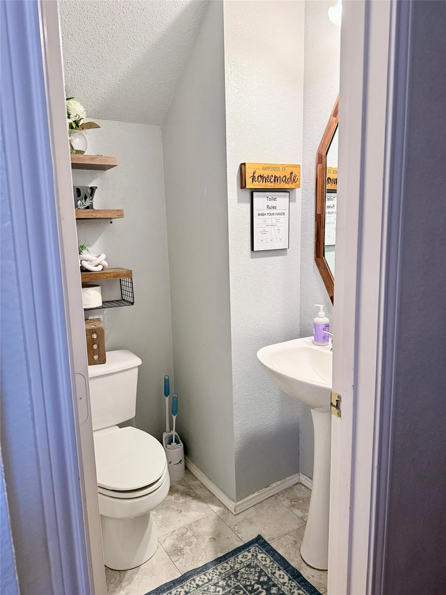 Single Family Residence For Rent in Dallas County , 3234 Creek Meadow Lane, Garland, Texas 75040, 4 Bedroom, 3 Bathroom, 2 Garage spaces, 2,783 Sqft, built in 1997, mls#21322626, Real Estate Agent in Garland, Homes For Rent in Dallas county, Homes For Rent in Garland, Realtor in Garland Texas, Real Estate Brokerage Independent Realty Texas, Luminita Cordes Realtor