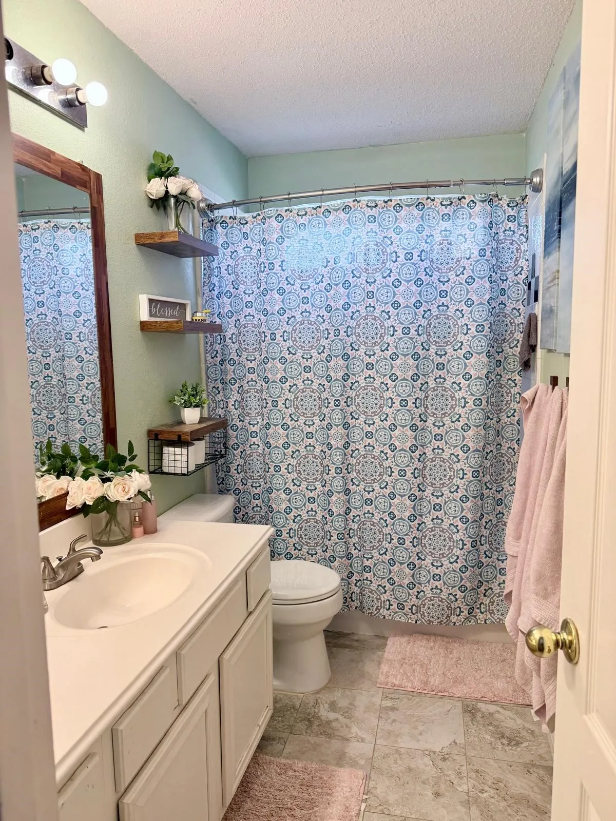 Single Family Residence For Rent in Dallas County , 3234 Creek Meadow Lane, Garland, Texas 75040, 4 Bedroom, 3 Bathroom, 2 Garage spaces, 2,783 Sqft, built in 1997, mls#21322626, Real Estate Agent in Garland, Homes For Rent in Dallas county, Homes For Rent in Garland, Realtor in Garland Texas, Real Estate Brokerage Independent Realty Texas, Luminita Cordes Realtor