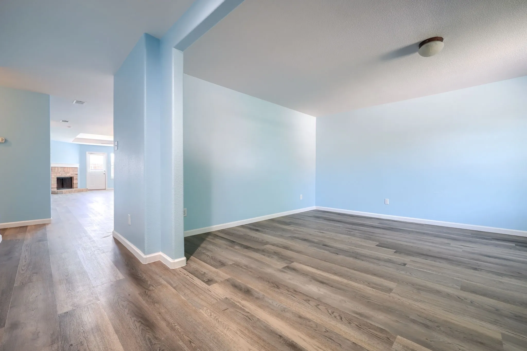 Single Family Residence For Rent in Denton County , 14713 Brandon Drive, Little Elm, Texas 75068, 3 Bedroom, 2 Bathroom, 2 Garage spaces, 1,950 Sqft, built in 2012, mls#21322832, Real Estate Agent in Little Elm, Homes For Rent in Denton county, Homes For Rent in Little Elm, Realtor in Little Elm Texas, Real Estate Brokerage Independent Realty Texas, Luminita Cordes Realtor