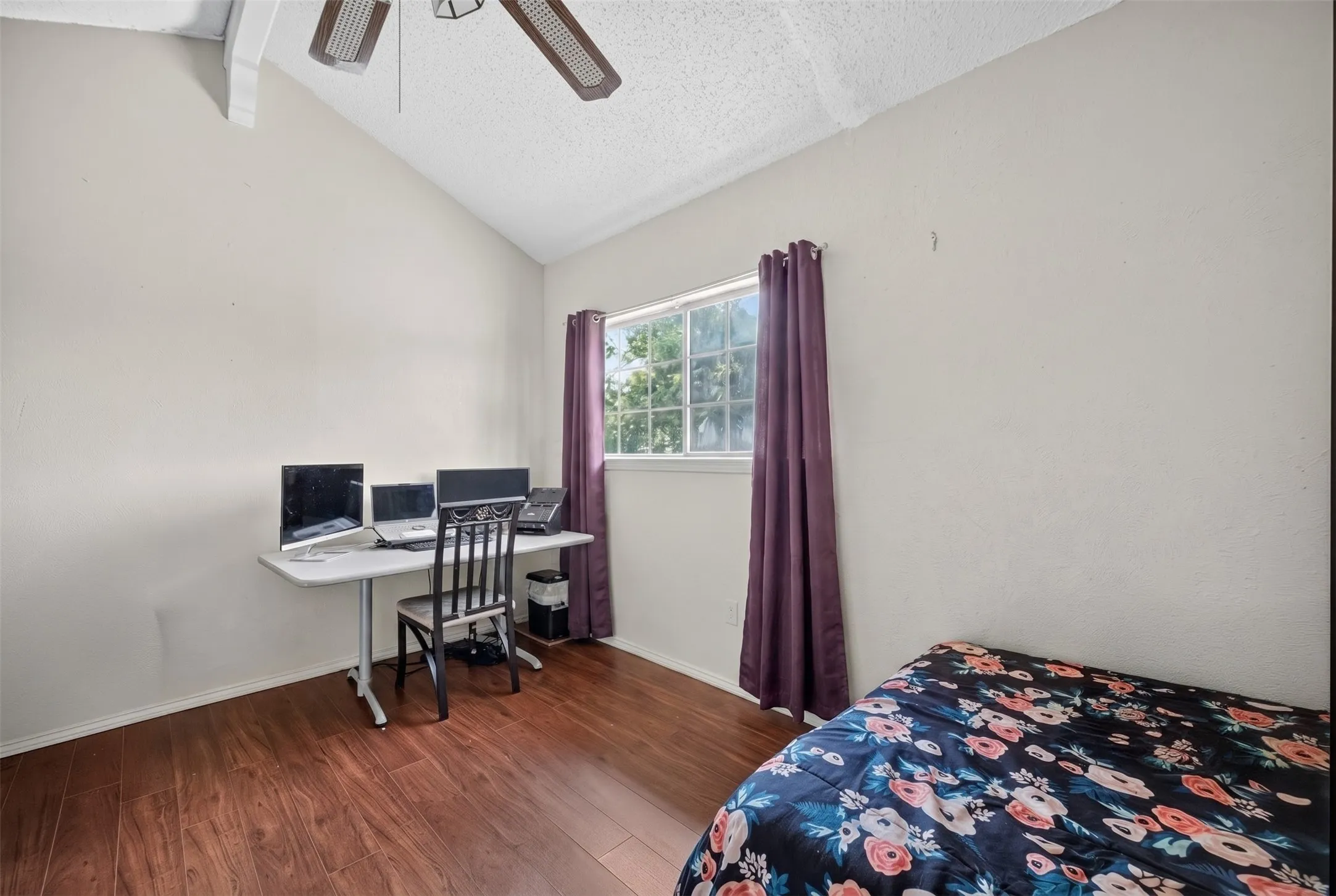 Single Family Residence For Sale in Dallas County , 1722 Leicester Street, Garland, Texas 75044, 4 Bedroom, 3 Bathroom, 2 Garage spaces, 2,189 Sqft, built in 1980, mls#21320264, Real Estate Agent in Garland, Homes For Sale in Dallas county, Homes For Sale in Garland, Realtor in Garland Texas, Real Estate Brokerage Independent Realty Texas, Luminita Cordes Realtor