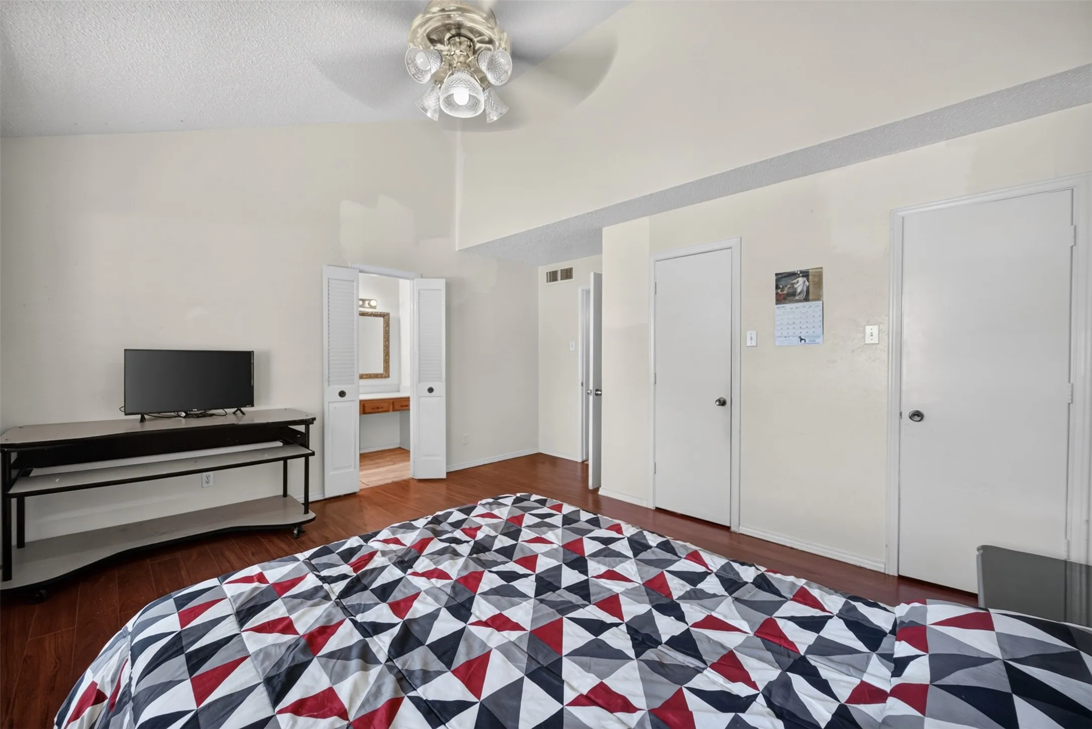 Single Family Residence For Sale in Dallas County , 1722 Leicester Street, Garland, Texas 75044, 4 Bedroom, 3 Bathroom, 2 Garage spaces, 2,189 Sqft, built in 1980, mls#21320264, Real Estate Agent in Garland, Homes For Sale in Dallas county, Homes For Sale in Garland, Realtor in Garland Texas, Real Estate Brokerage Independent Realty Texas, Luminita Cordes Realtor