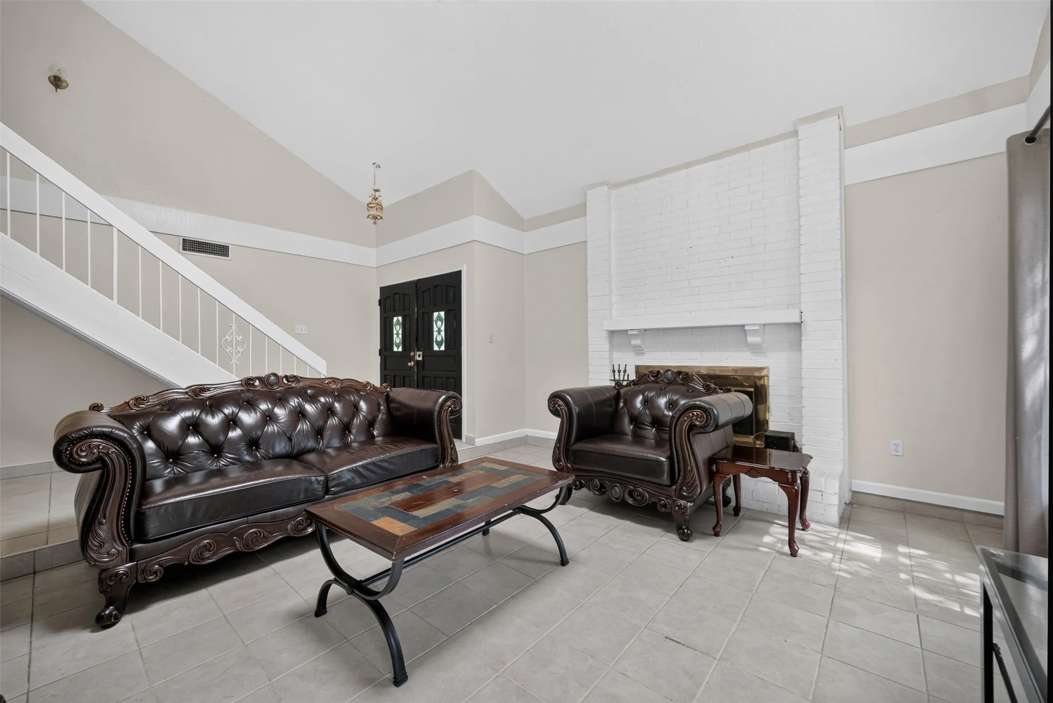 Single Family Residence For Sale in Dallas County , 1722 Leicester Street, Garland, Texas 75044, 4 Bedroom, 3 Bathroom, 2 Garage spaces, 2,189 Sqft, built in 1980, mls#21320264, Real Estate Agent in Garland, Homes For Sale in Dallas county, Homes For Sale in Garland, Realtor in Garland Texas, Real Estate Brokerage Independent Realty Texas, Luminita Cordes Realtor