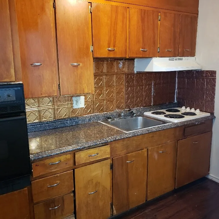 Apartment For Rent in Kaufman County , 400 Oak Drive 2A, Terrell, Texas 75143, 2 Bedrooms, 1 Bathroom, Garage spaces, 910 Sqft, built in 1960, Price $950, mls#21322872, Real Estate Agent in Terrell, Homes For Rent in Kaufman county, Homes For Rent in Terrell, Realtor in Terrell Texas, Real Estate Brokerage Independent Realty Texas, Luminita Cordes Realtor