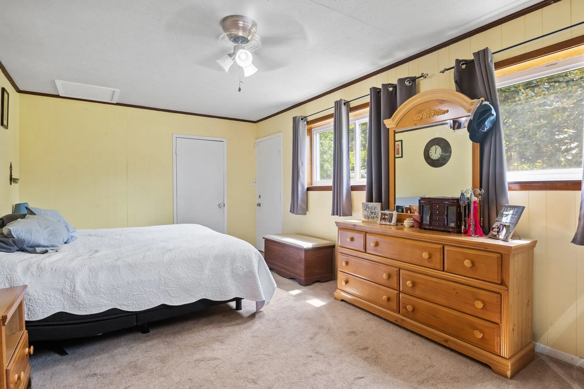 Single Family Residence For Sale in Morris County , 112 Priscilla Lane, Lone Star, Texas 75668, 4 Bedroom, 2 Bathroom, Garage spaces, 1,700 Sqft, built in 1965, mls#21322536, Real Estate Agent in Lone Star, Homes For Sale in Morris county, Homes For Sale in Lone Star, Realtor in Lone Star Texas, Real Estate Brokerage Independent Realty Texas, Luminita Cordes Realtor