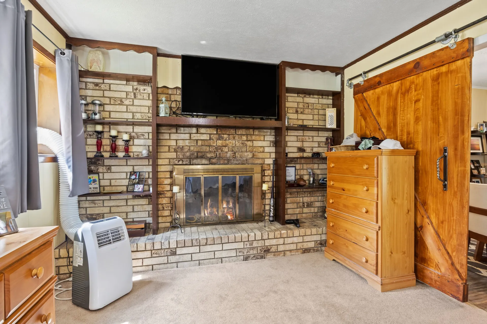 Single Family Residence For Sale in Morris County , 112 Priscilla Lane, Lone Star, Texas 75668, 4 Bedroom, 2 Bathroom, Garage spaces, 1,700 Sqft, built in 1965, mls#21322536, Real Estate Agent in Lone Star, Homes For Sale in Morris county, Homes For Sale in Lone Star, Realtor in Lone Star Texas, Real Estate Brokerage Independent Realty Texas, Luminita Cordes Realtor