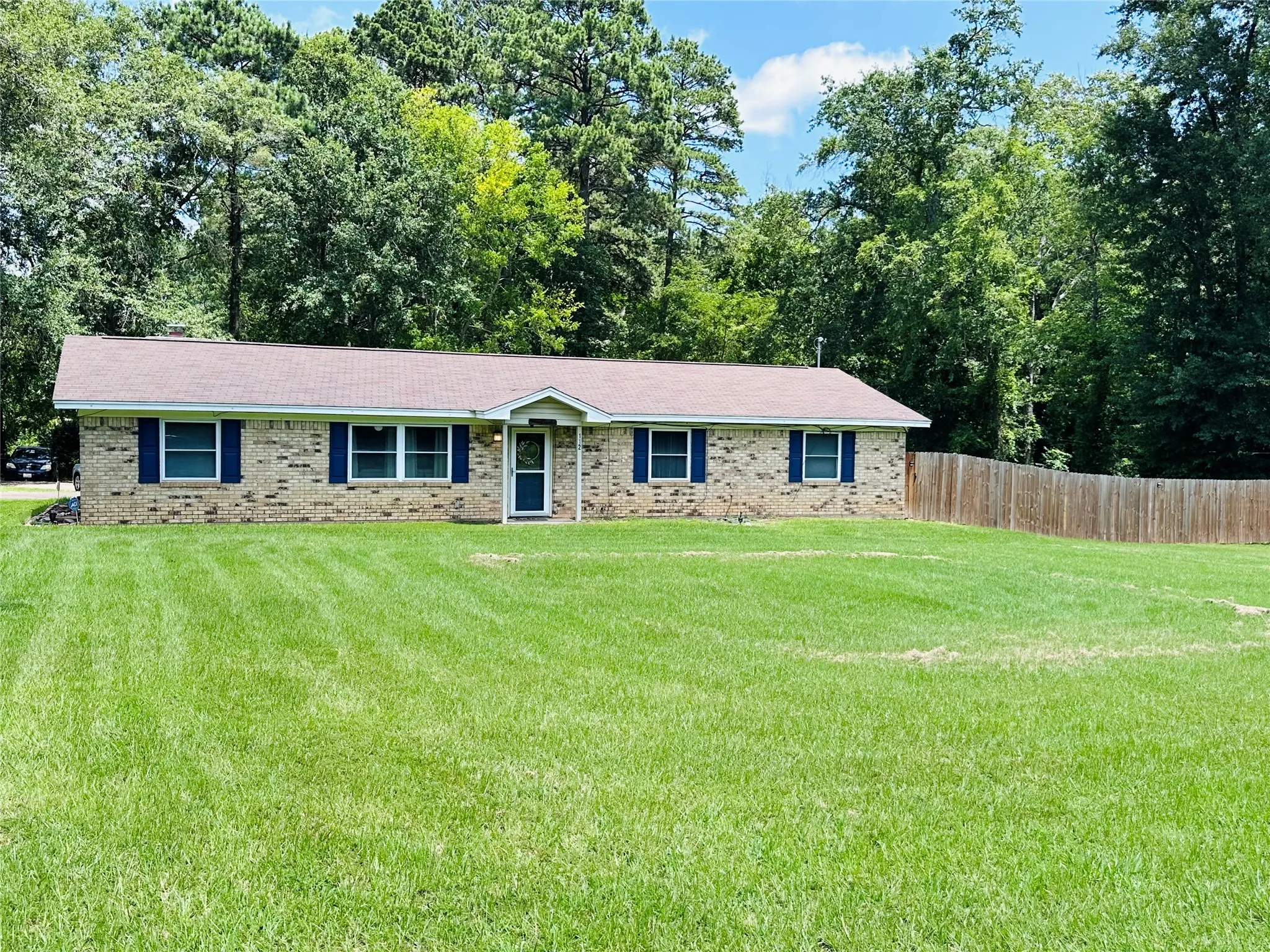 Single Family Residence For Sale in Morris County , 112 Priscilla Lane, Lone Star, Texas 75668, 4 Bedroom, 2 Bathroom, Garage spaces, 1,700 Sqft, built in 1965, mls#21322536, Real Estate Agent in Lone Star, Homes For Sale in Morris county, Homes For Sale in Lone Star, Realtor in Lone Star Texas, Real Estate Brokerage Independent Realty Texas, Luminita Cordes Realtor