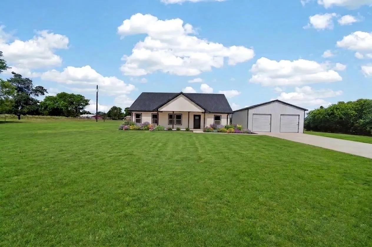 Single Family Residence For Sale