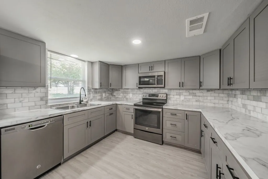 Single Family Residence For Sale in Dallas County , 114 Wagon Wheel Lane, Wylie, Texas 75098, 3 Bedroom, 2 Bathroom, 1 Garage spaces, 1,498 Sqft, built in 1979, mls#21322539, Real Estate Agent in Wylie, Homes For Sale in Dallas county, Homes For Sale in Wylie, Realtor in Wylie Texas, Real Estate Brokerage Independent Realty Texas, Luminita Cordes Realtor