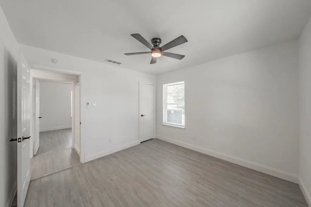 Single Family Residence For Sale in Dallas County , 114 Wagon Wheel Lane, Wylie, Texas 75098, 3 Bedroom, 2 Bathroom, 1 Garage spaces, 1,498 Sqft, built in 1979, mls#21322539, Real Estate Agent in Wylie, Homes For Sale in Dallas county, Homes For Sale in Wylie, Realtor in Wylie Texas, Real Estate Brokerage Independent Realty Texas, Luminita Cordes Realtor