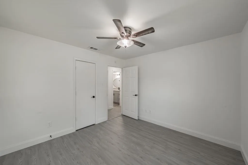Single Family Residence For Sale in Dallas County , 114 Wagon Wheel Lane, Wylie, Texas 75098, 3 Bedroom, 2 Bathroom, 1 Garage spaces, 1,498 Sqft, built in 1979, mls#21322539, Real Estate Agent in Wylie, Homes For Sale in Dallas county, Homes For Sale in Wylie, Realtor in Wylie Texas, Real Estate Brokerage Independent Realty Texas, Luminita Cordes Realtor