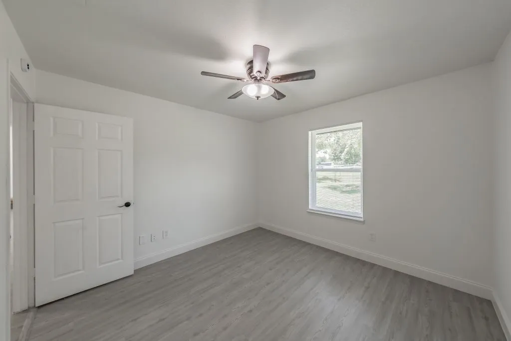 Single Family Residence For Sale in Dallas County , 114 Wagon Wheel Lane, Wylie, Texas 75098, 3 Bedroom, 2 Bathroom, 1 Garage spaces, 1,498 Sqft, built in 1979, mls#21322539, Real Estate Agent in Wylie, Homes For Sale in Dallas county, Homes For Sale in Wylie, Realtor in Wylie Texas, Real Estate Brokerage Independent Realty Texas, Luminita Cordes Realtor