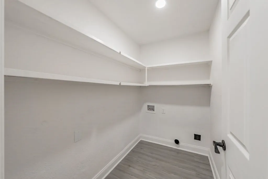 Single Family Residence For Sale in Dallas County , 114 Wagon Wheel Lane, Wylie, Texas 75098, 3 Bedroom, 2 Bathroom, 1 Garage spaces, 1,498 Sqft, built in 1979, mls#21322539, Real Estate Agent in Wylie, Homes For Sale in Dallas county, Homes For Sale in Wylie, Realtor in Wylie Texas, Real Estate Brokerage Independent Realty Texas, Luminita Cordes Realtor