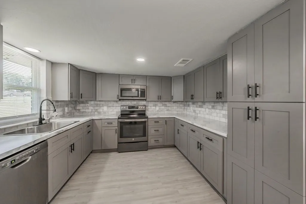 Single Family Residence For Sale in Dallas County , 114 Wagon Wheel Lane, Wylie, Texas 75098, 3 Bedroom, 2 Bathroom, 1 Garage spaces, 1,498 Sqft, built in 1979, mls#21322539, Real Estate Agent in Wylie, Homes For Sale in Dallas county, Homes For Sale in Wylie, Realtor in Wylie Texas, Real Estate Brokerage Independent Realty Texas, Luminita Cordes Realtor