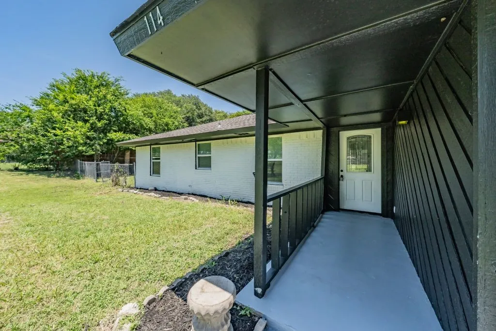 Single Family Residence For Sale in Dallas County , 114 Wagon Wheel Lane, Wylie, Texas 75098, 3 Bedroom, 2 Bathroom, 1 Garage spaces, 1,498 Sqft, built in 1979, mls#21322539, Real Estate Agent in Wylie, Homes For Sale in Dallas county, Homes For Sale in Wylie, Realtor in Wylie Texas, Real Estate Brokerage Independent Realty Texas, Luminita Cordes Realtor