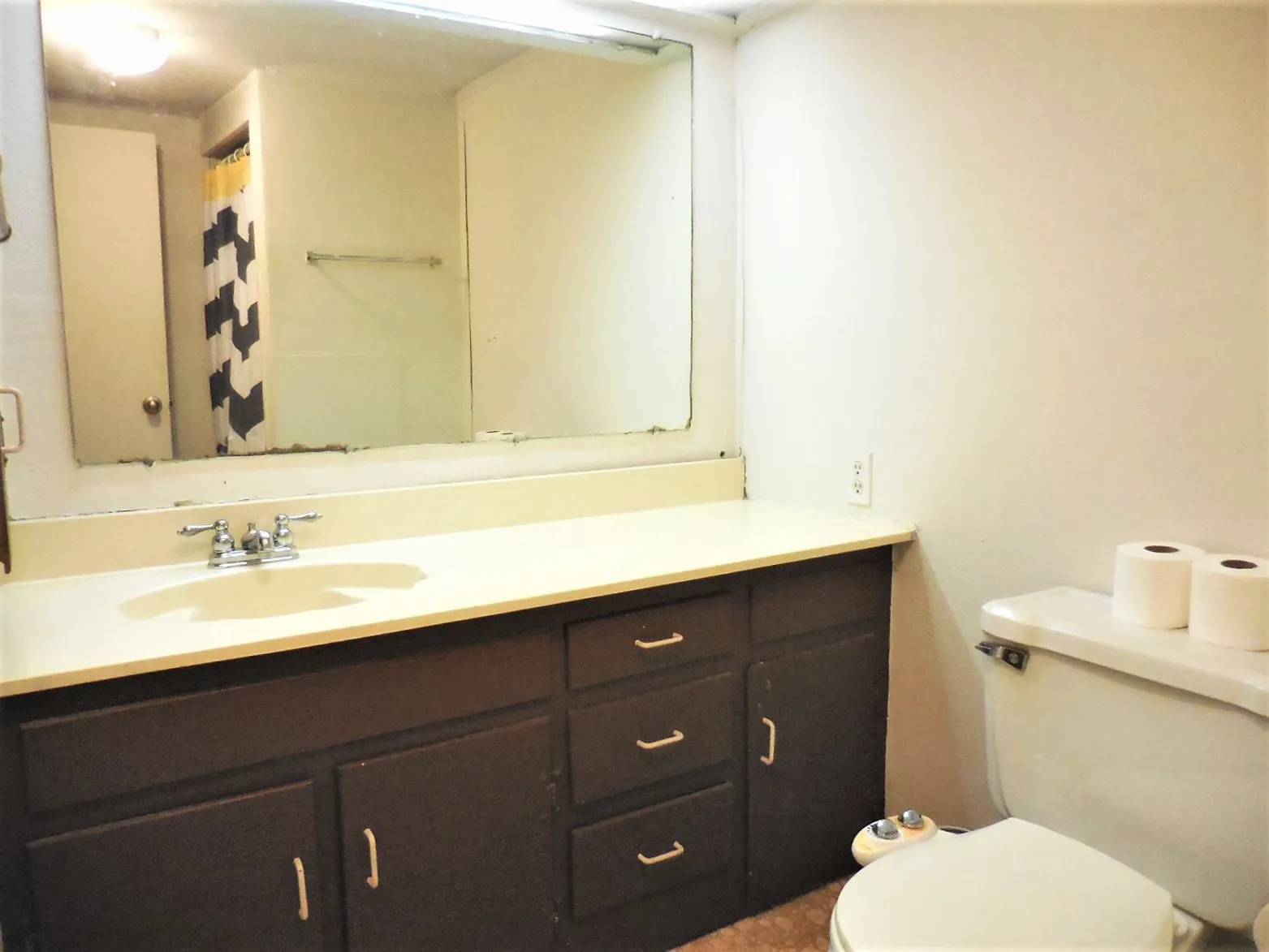 Duplex For Rent in Denton County , 1311.5 Margie Street, Denton, Texas 76201, 1 Bedroom, 1 Bathroom, Garage spaces, 250 Sqft, built in 1969, mls#21322695, Real Estate Agent in Denton, Homes For Rent in Denton county, Homes For Rent in Denton, Realtor in Denton Texas, Real Estate Brokerage Independent Realty Texas, Luminita Cordes Realtor