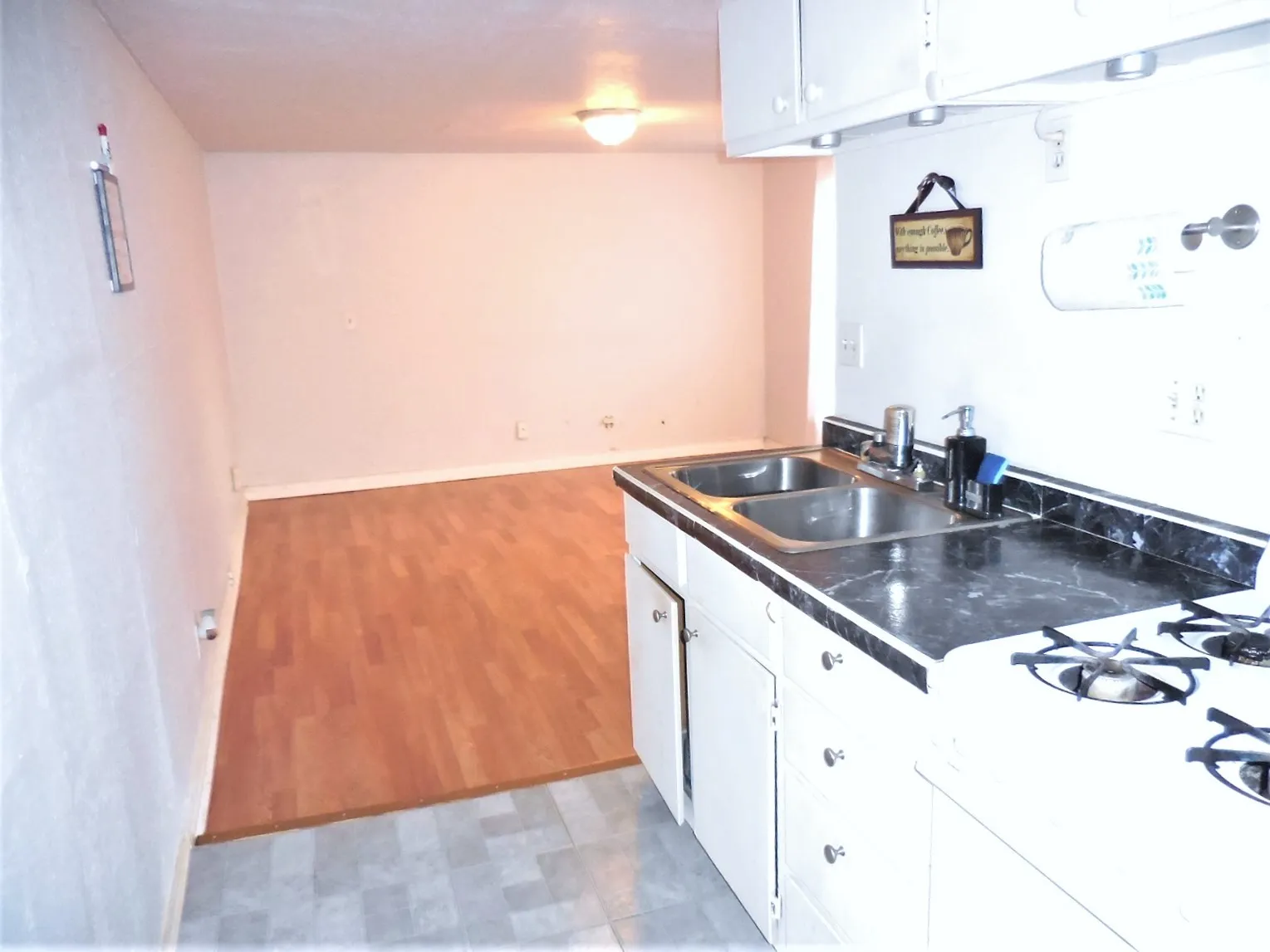 Duplex For Rent in Denton County , 1311.5 Margie Street, Denton, Texas 76201, 1 Bedroom, 1 Bathroom, Garage spaces, 250 Sqft, built in 1969, mls#21322695, Real Estate Agent in Denton, Homes For Rent in Denton county, Homes For Rent in Denton, Realtor in Denton Texas, Real Estate Brokerage Independent Realty Texas, Luminita Cordes Realtor