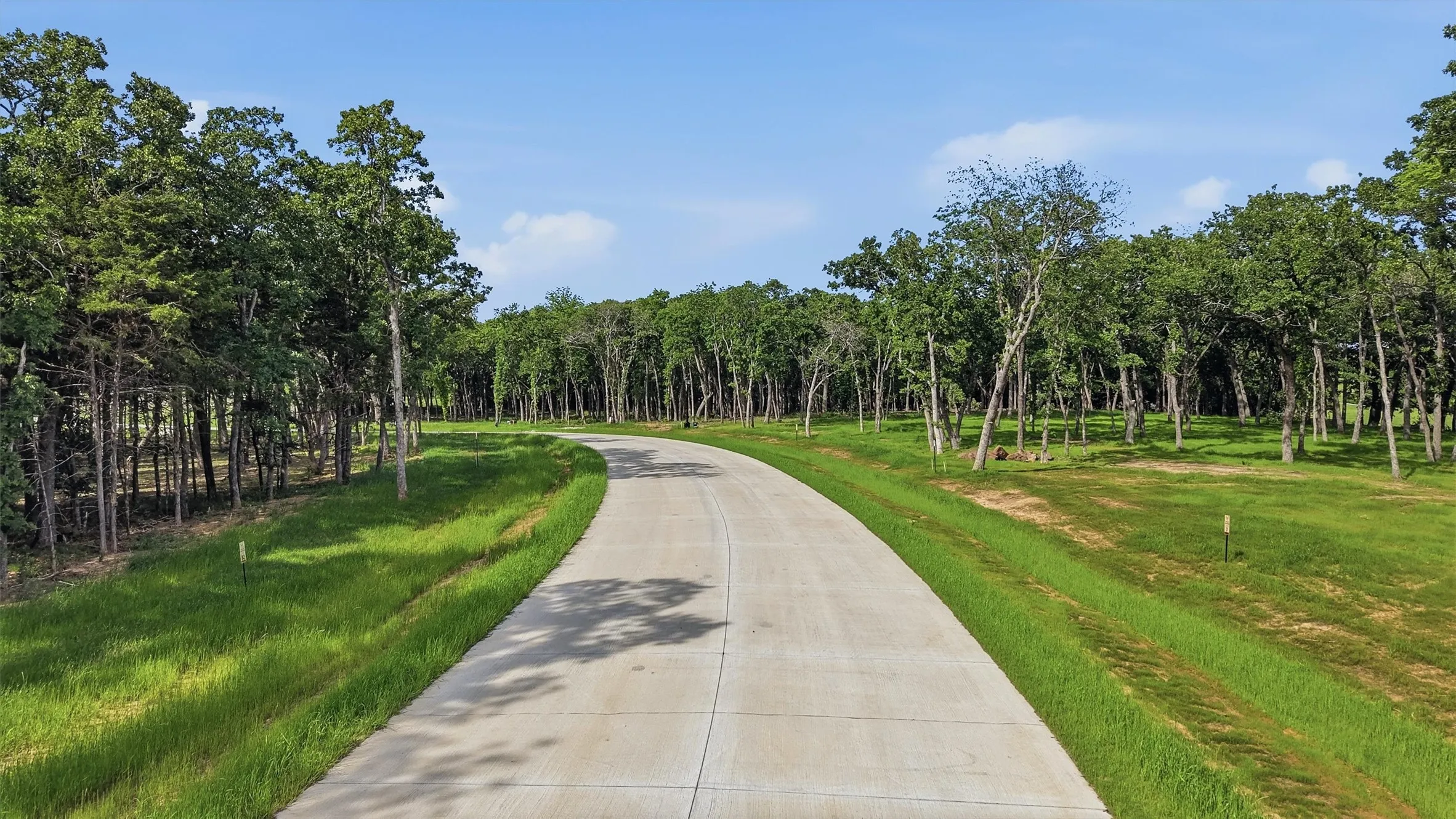 Improved Land For Sale in Grayson County , 271 White Tail Way, Pottsboro, Texas 75076, 0, 0, Garage spaces, 0 Sqft, built in 0, Price $200,000, mls#21322812, Real Estate Agent in Pottsboro, Homes For Sale in Grayson county, Homes For Sale in Pottsboro, Realtor in Pottsboro Texas, Real Estate Brokerage Independent Realty Texas, Luminita Cordes Realtor