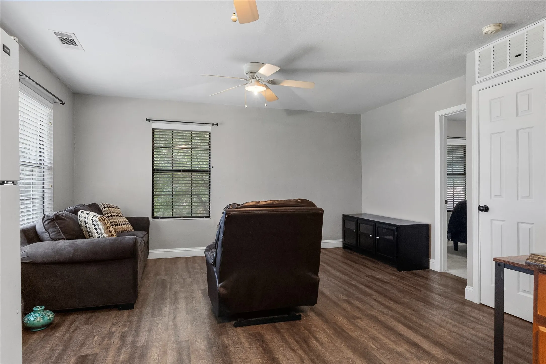 Guest quarters Living area