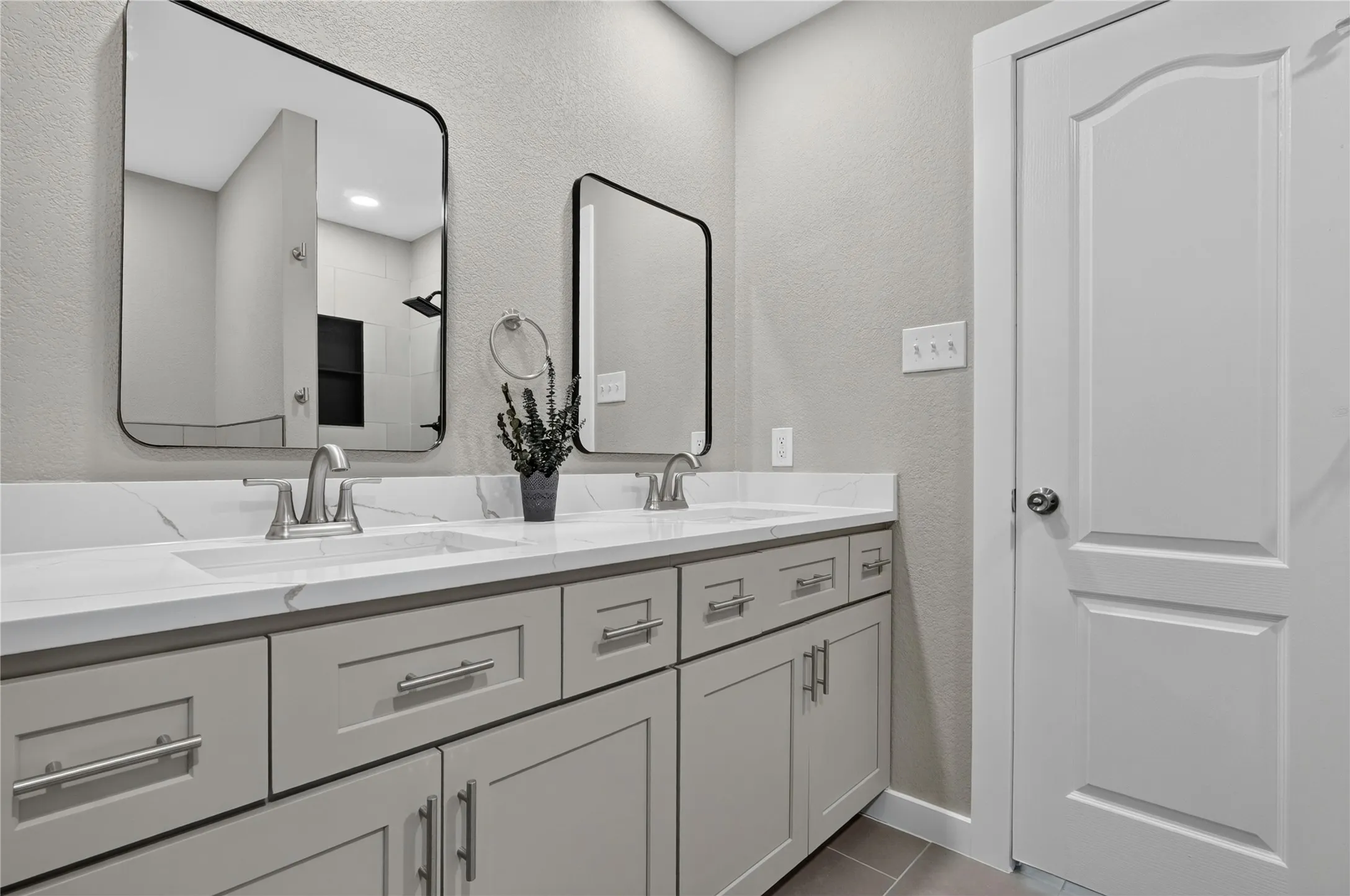Single Family Residence For Sale in Rockwall County , 508 Ame Lane, Royse City, Texas 75189, 4 Bedroom, 2 Bathroom, 2 Garage spaces, 1,720 Sqft, built in 2006, mls#21322904, Real Estate Agent in Royse City, Homes For Sale in Rockwall county, Homes For Sale in Royse City, Realtor in Royse City Texas, Real Estate Brokerage Independent Realty Texas, Luminita Cordes Realtor