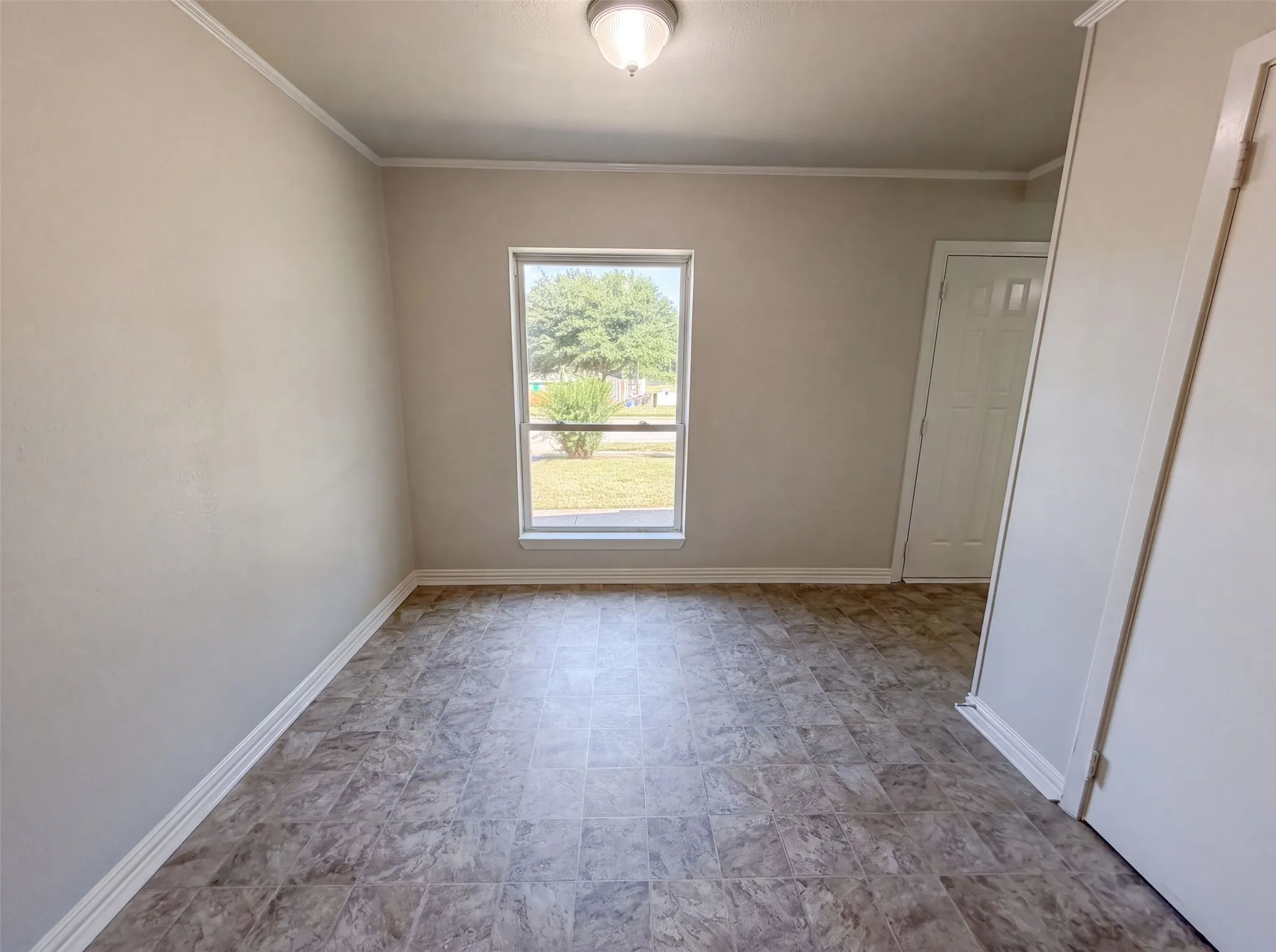 Single Family Residence For Sale in Dallas County , 4268 Texas College Drive, Dallas, Texas 75241, 3 Bedroom, 1 Bathroom, 1 Garage spaces, 1,188 Sqft, built in 1969, mls#21322909, Real Estate Agent in Dallas, Homes For Sale in Dallas county, Homes For Sale in Dallas, Realtor in Dallas Texas, Real Estate Brokerage Independent Realty Texas, Luminita Cordes Realtor