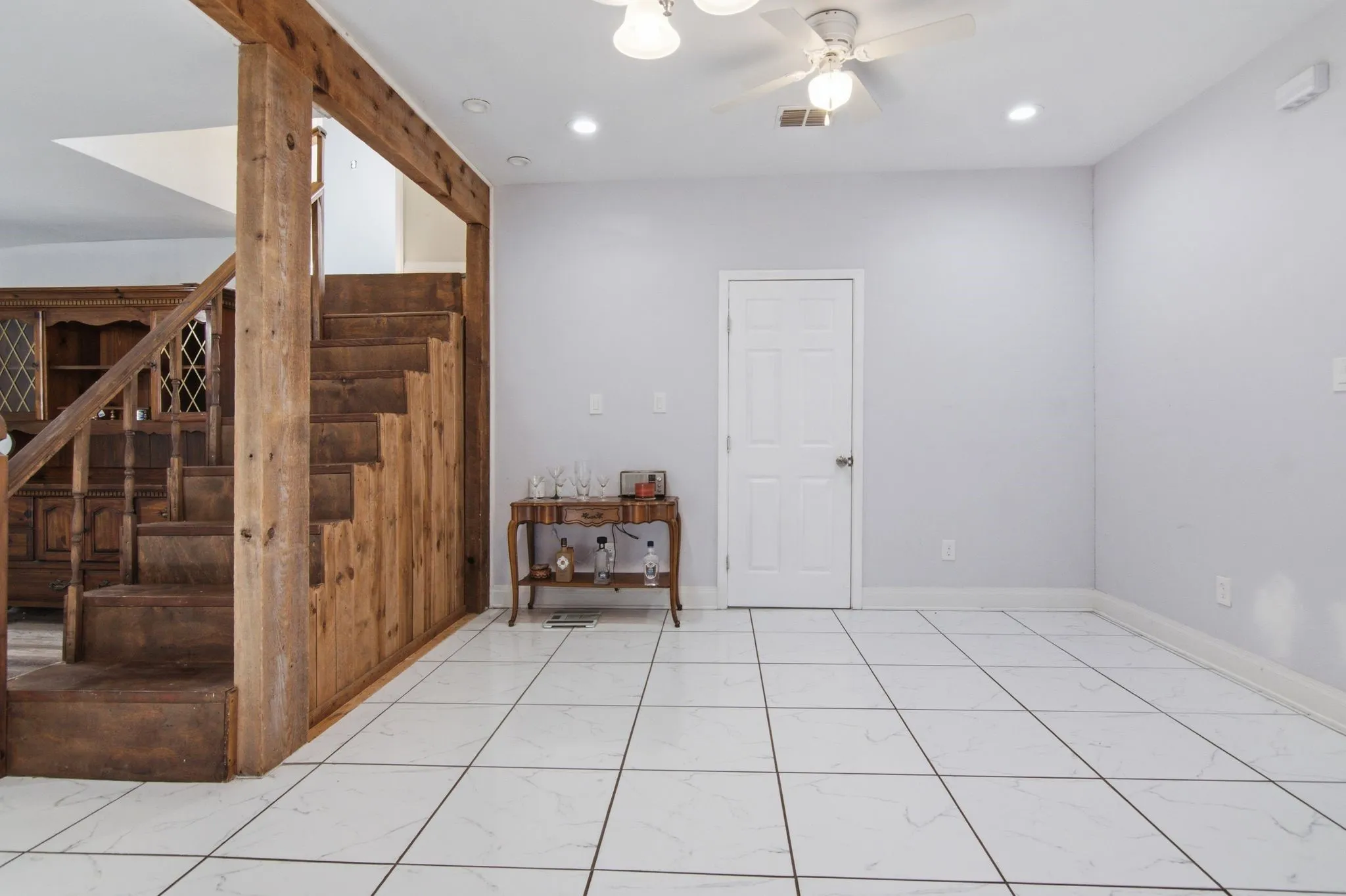 Single Family Residence For Sale in Tarrant County , 8814 Clifford Street, White Settlement, Texas 76108, 3 Bedroom, 2 Bathroom, Garage spaces, 1,531 Sqft, built in 1945, mls#21318224, Real Estate Agent in White Settlement, Homes For Sale in Tarrant county, Homes For Sale in White Settlement, Realtor in White Settlement Texas, Real Estate Brokerage Independent Realty Texas, Luminita Cordes Realtor
