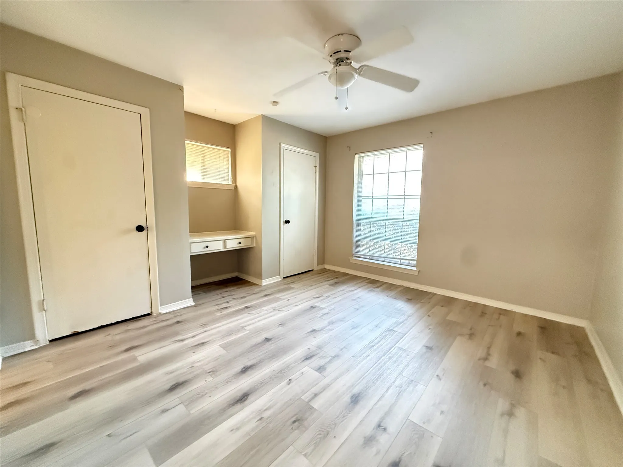 Single Family Residence For Rent in Tarrant County , 4804 Whistler Drive, Fort Worth, Texas 76133, 3 Bedroom, 2 Bathroom, 2 Garage spaces, 1,930 Sqft, built in 1968, mls#21317089, Real Estate Agent in Fort Worth, Homes For Rent in Tarrant county, Homes For Rent in Fort Worth, Realtor in Fort Worth Texas, Real Estate Brokerage Independent Realty Texas, Luminita Cordes Realtor