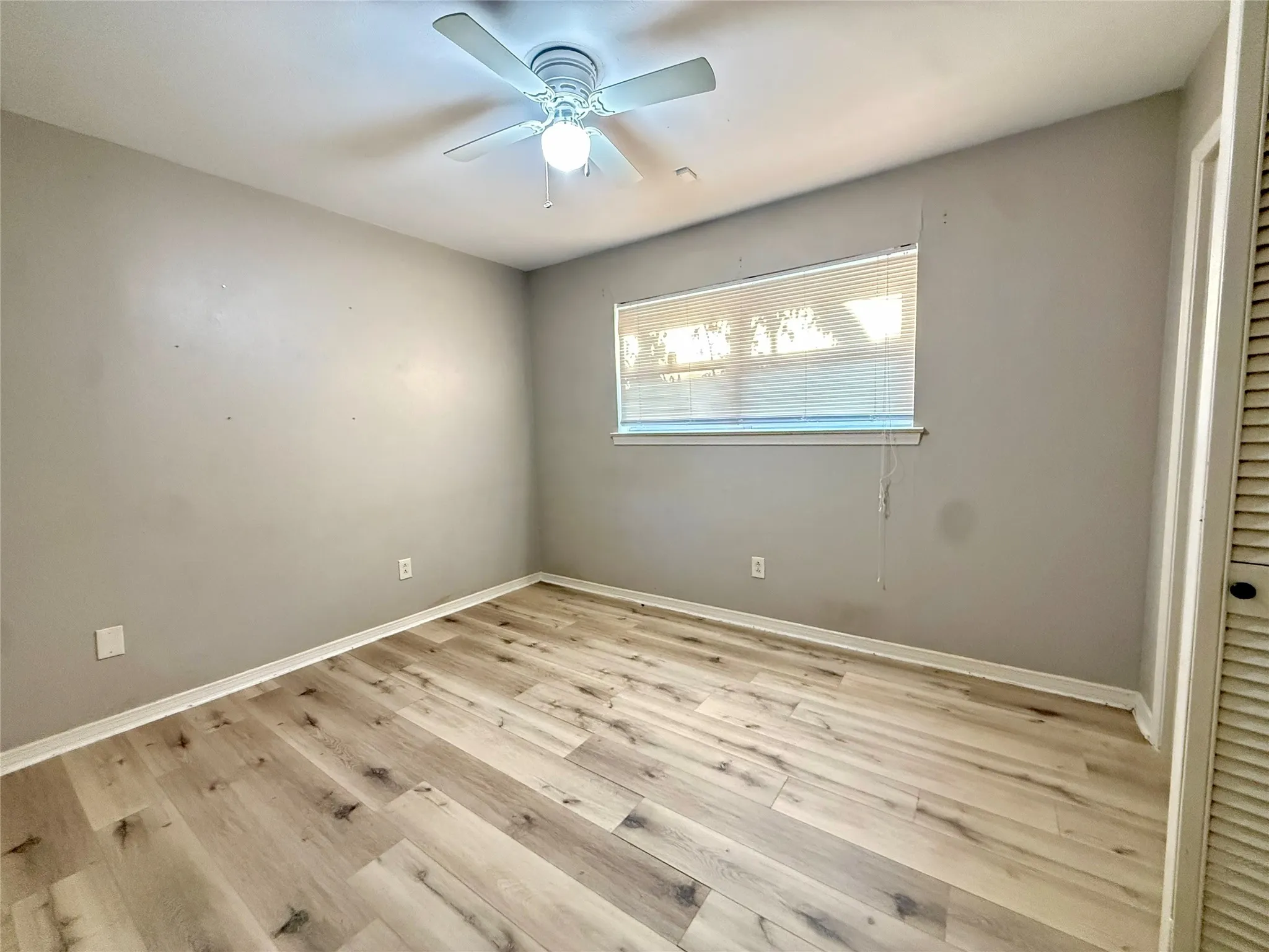 Single Family Residence For Rent in Tarrant County , 4804 Whistler Drive, Fort Worth, Texas 76133, 3 Bedroom, 2 Bathroom, 2 Garage spaces, 1,930 Sqft, built in 1968, mls#21317089, Real Estate Agent in Fort Worth, Homes For Rent in Tarrant county, Homes For Rent in Fort Worth, Realtor in Fort Worth Texas, Real Estate Brokerage Independent Realty Texas, Luminita Cordes Realtor
