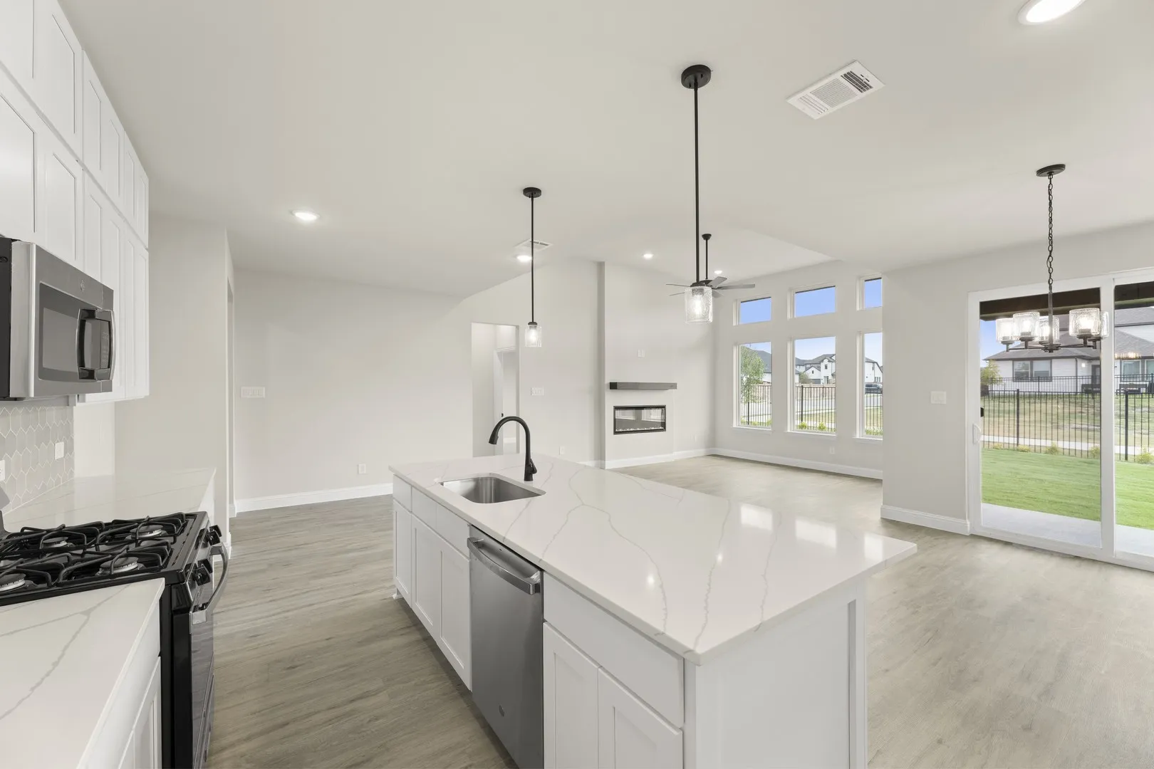 12. 2452 Wheatfield - Kitchen (3)