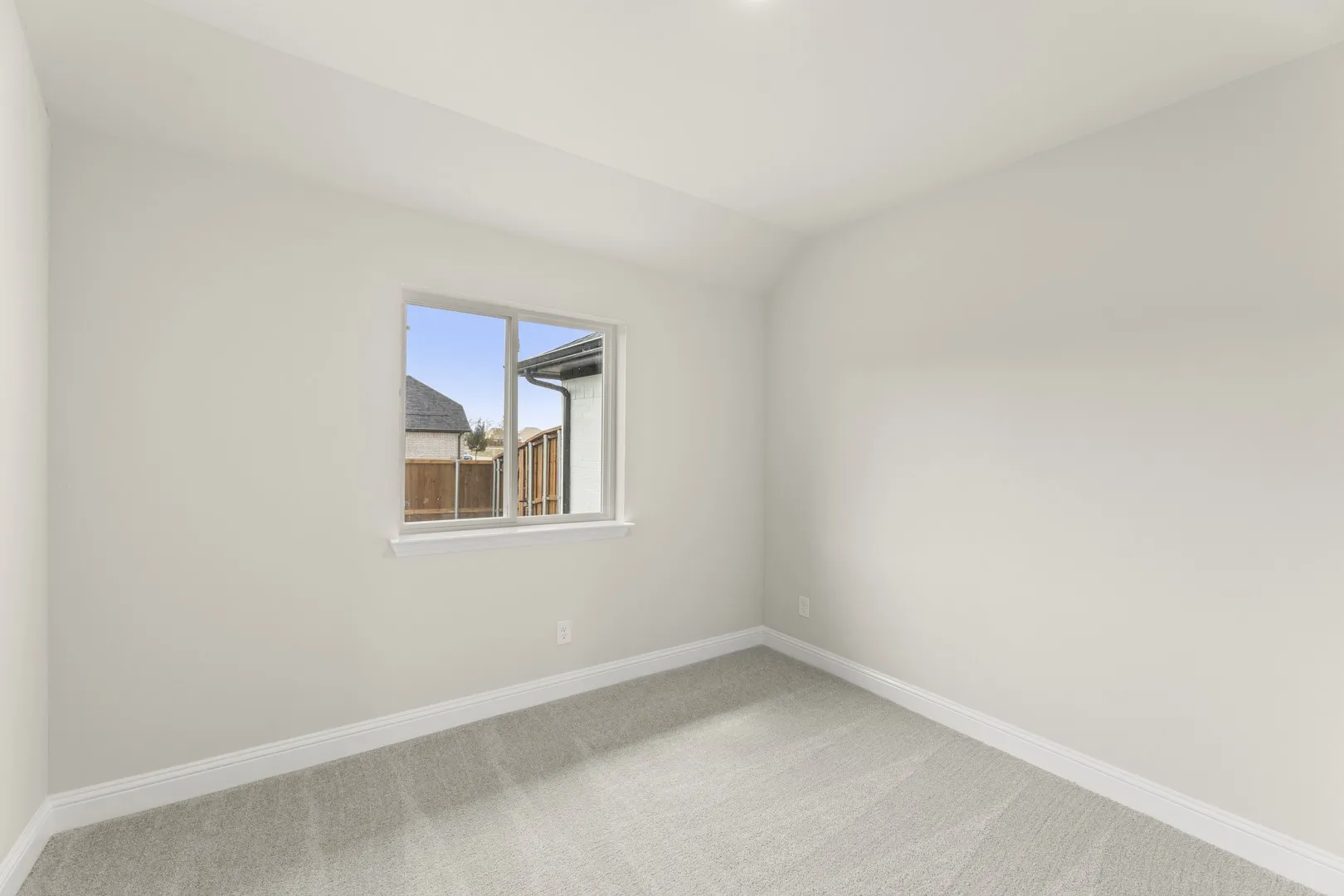 08. 2452 Wheatfield - Bed 4