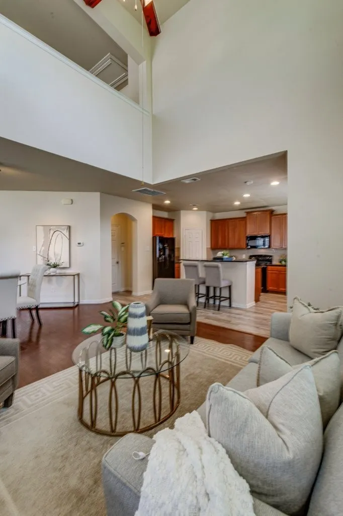 Single Family Residence For Sale in Dallas County , 4134 Florence Drive, Irving, Texas 75038, 2 Bedroom, 3 Bathroom, 2 Garage spaces, 1,857 Sqft, built in 2008, mls#21321869, Real Estate Agent in Irving, Homes For Sale in Dallas county, Homes For Sale in Irving, Realtor in Irving Texas, Real Estate Brokerage Independent Realty Texas, Luminita Cordes Realtor