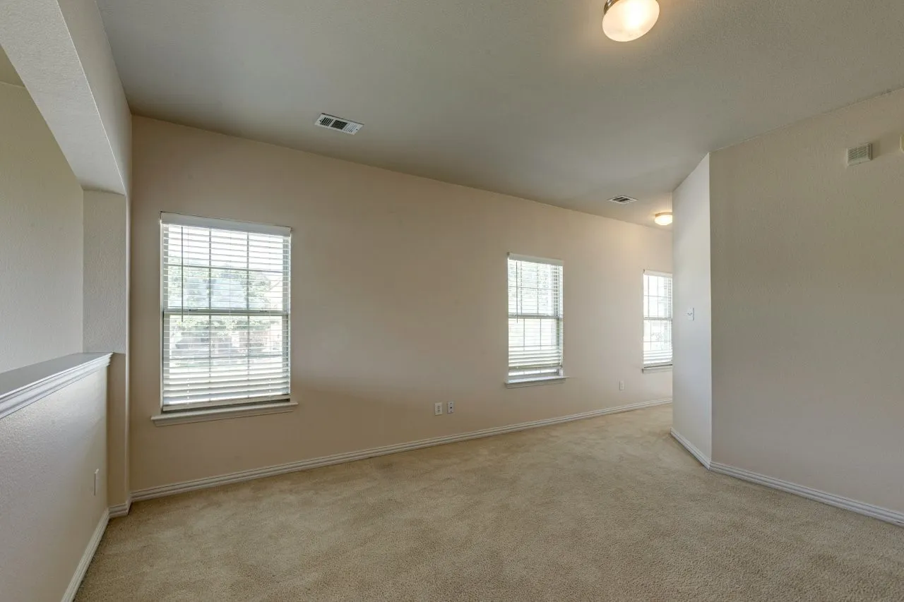 Single Family Residence For Sale in Dallas County , 4134 Florence Drive, Irving, Texas 75038, 2 Bedroom, 3 Bathroom, 2 Garage spaces, 1,857 Sqft, built in 2008, mls#21321869, Real Estate Agent in Irving, Homes For Sale in Dallas county, Homes For Sale in Irving, Realtor in Irving Texas, Real Estate Brokerage Independent Realty Texas, Luminita Cordes Realtor